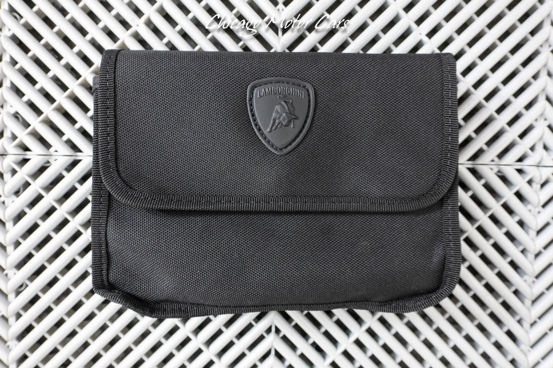 mph047_2315478521_13222_p48_l_d6976dacec