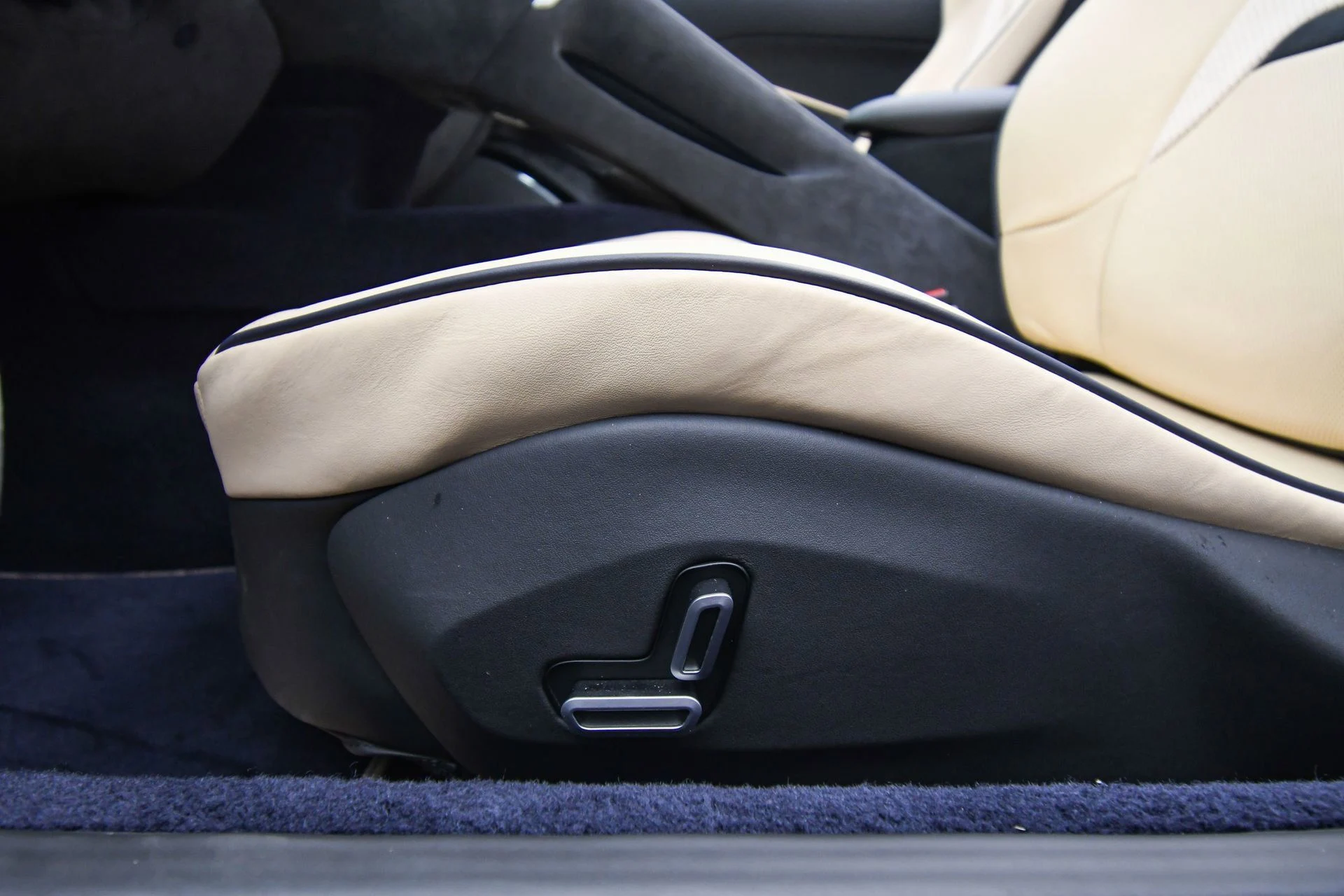 mph047_2331848873_bcaef207b5d1485d93bd36ac5a48398e_52536645da