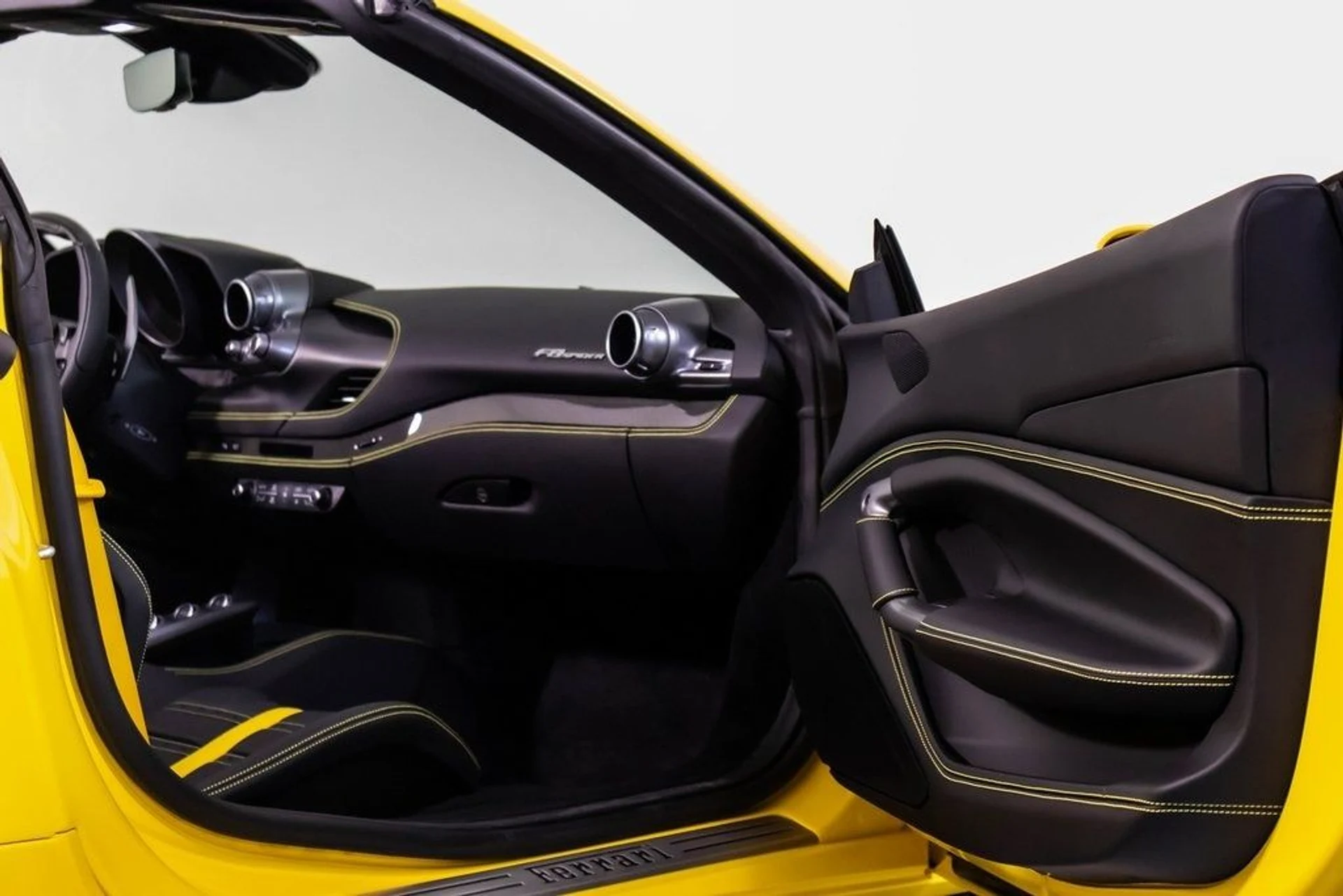 mph047_2338218625_78fd1b2cca48d0d6122d251a7b8a0360x_4b7663556a