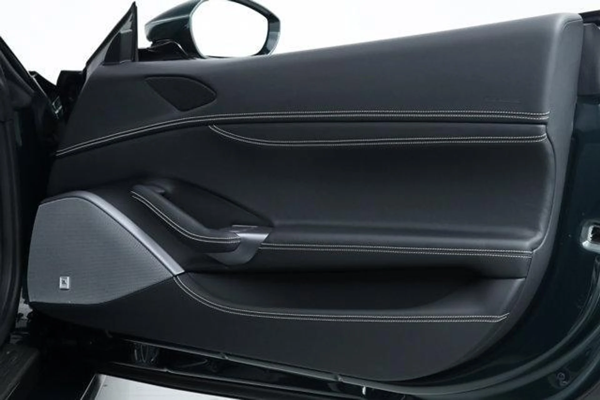 mph047_23718763_C7p_Tz3_F_w_R0_W8_Hh_Id6_KOZH_22_Gj8_03a064a19c