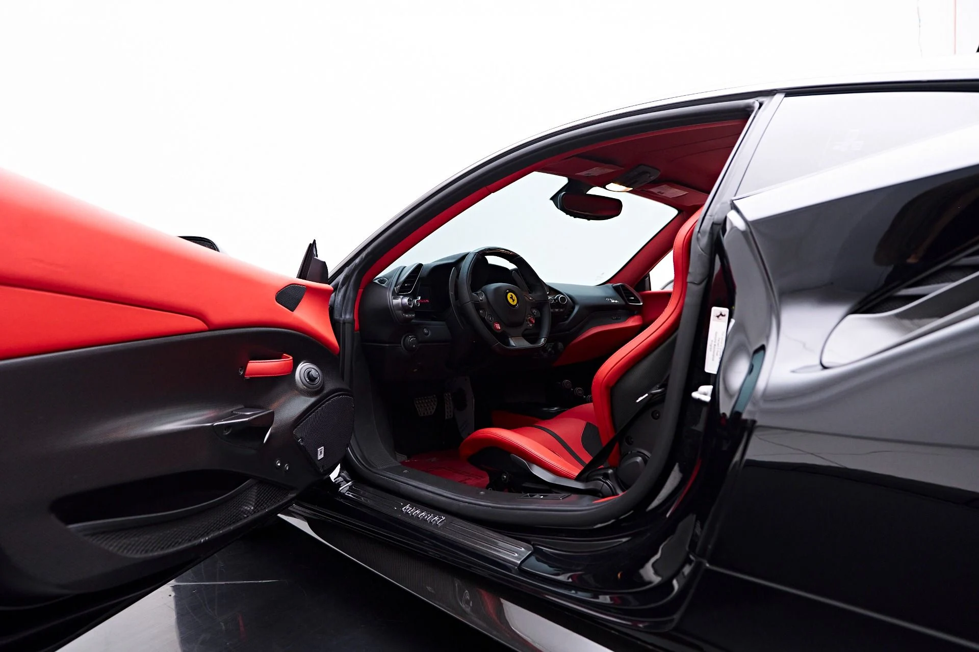 mph047_2375759316_Used_2020_Ferrari_488_Pista_Base_1749062519_936a7de4e4