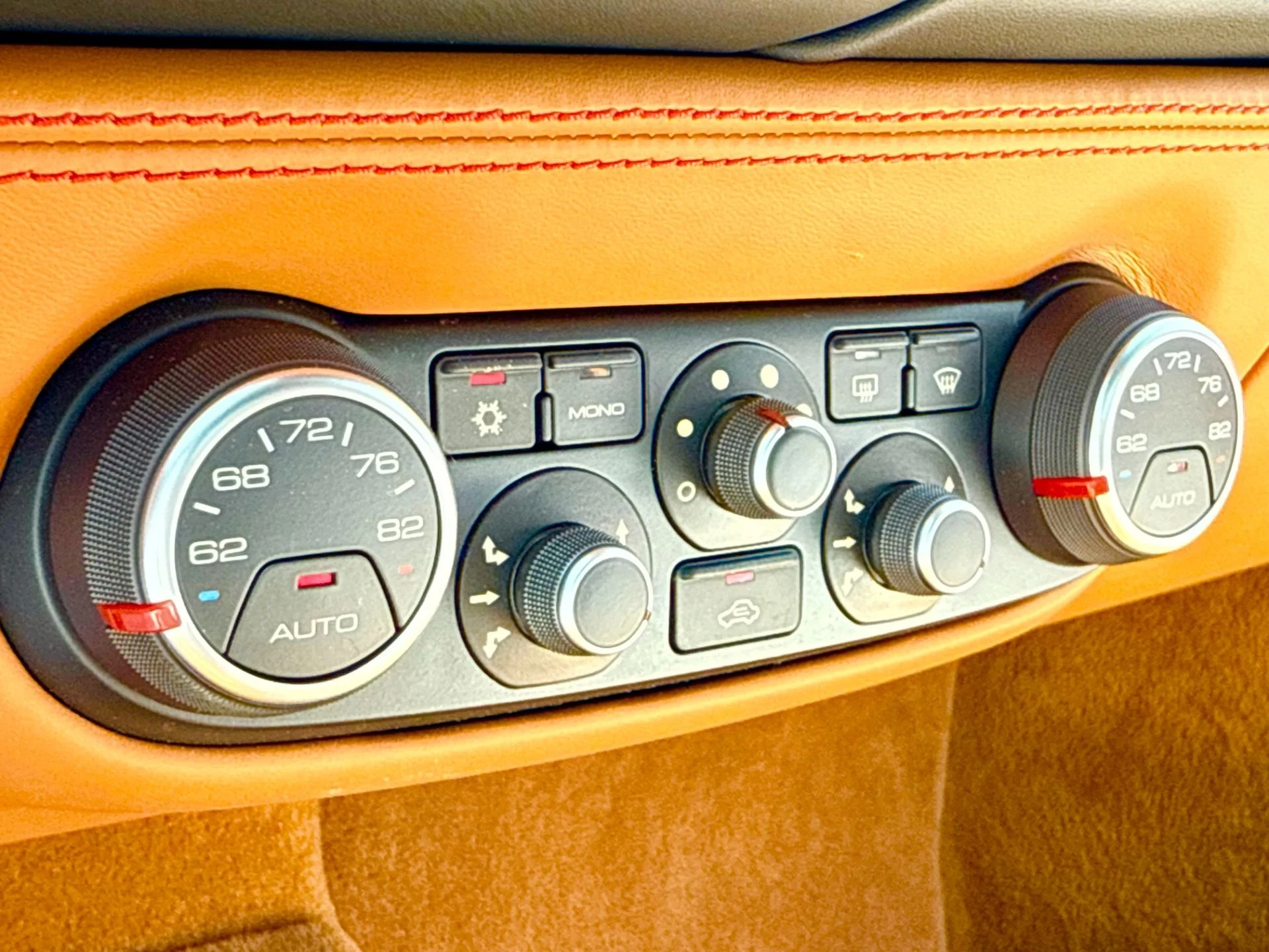 mph047_2391413682_Used_2016_Ferrari_488_GTB_1757699344_1c139ed664