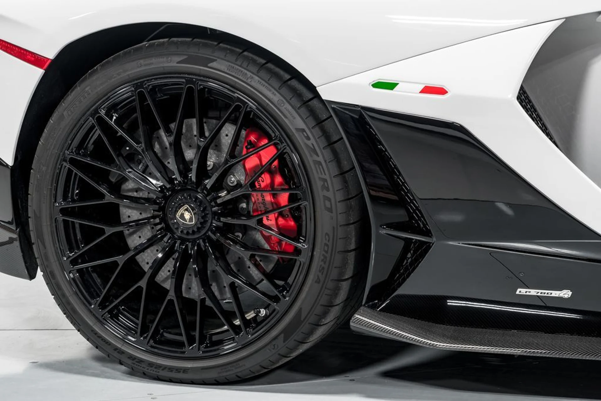 mph047_2392209001_d6ba2687bba5dd86321f27887c945d81x_cbc578cca9