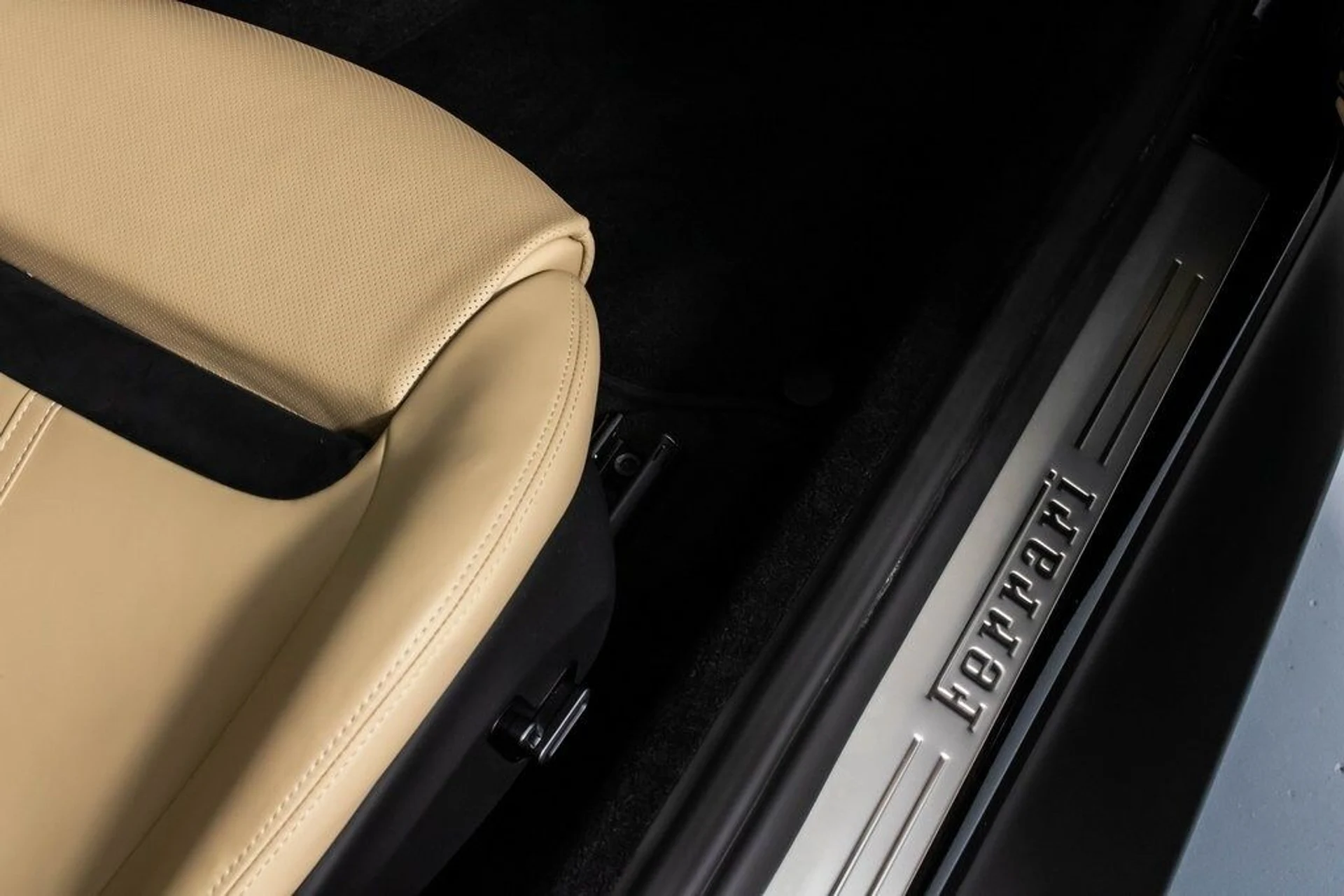 mph047_2396320158_a8b6c89b1ed1a94a716737cf767b5730x_5dbaaf946d