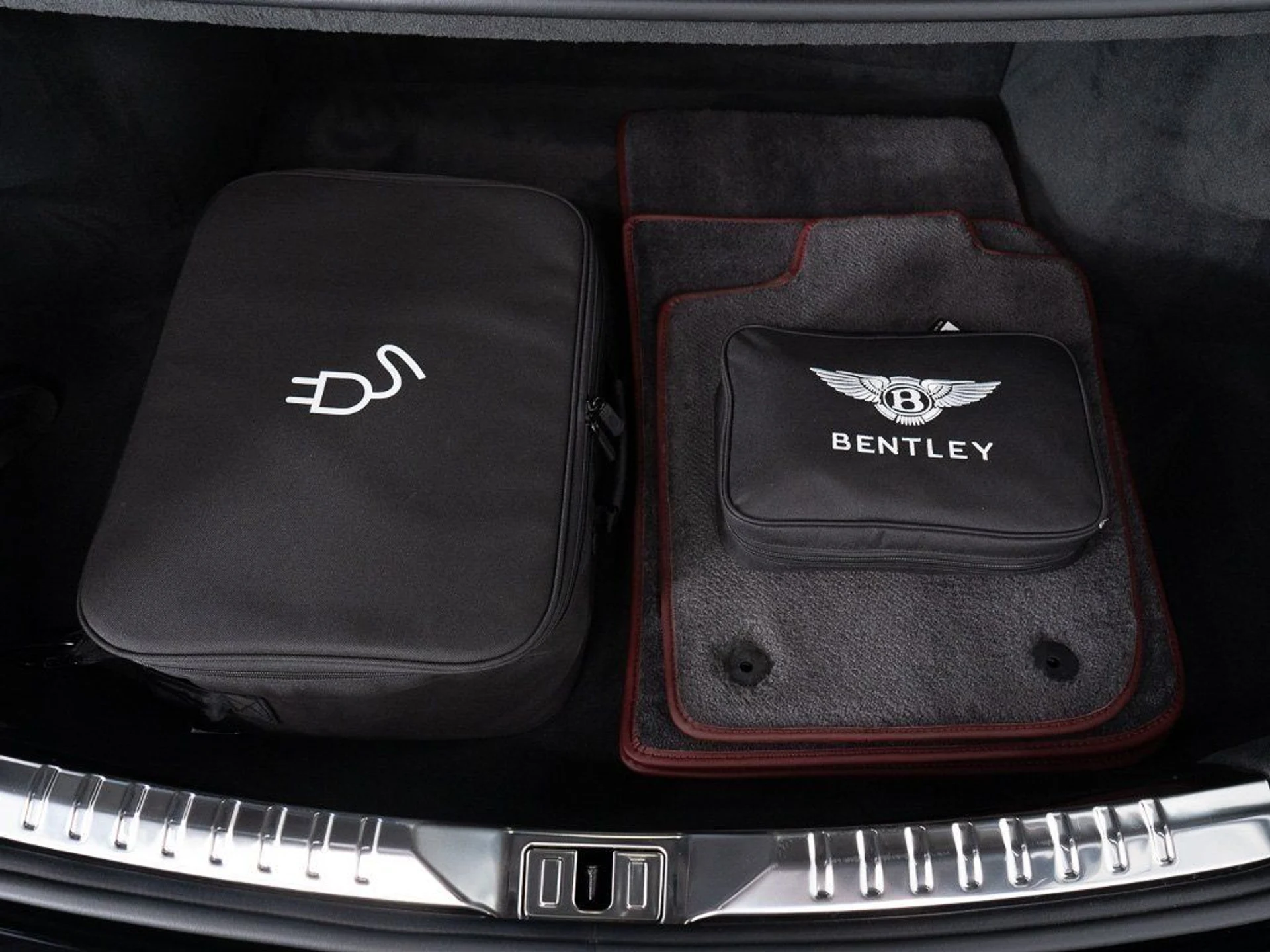 mph047_2405170338_1bd68e184d2aee7660eca1743dc0216e_f485ded479