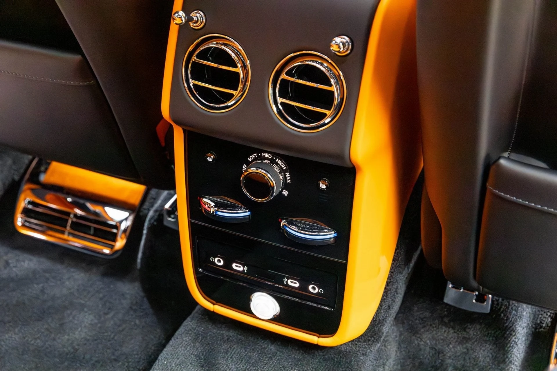 mph047_2412843692_48_216696b483