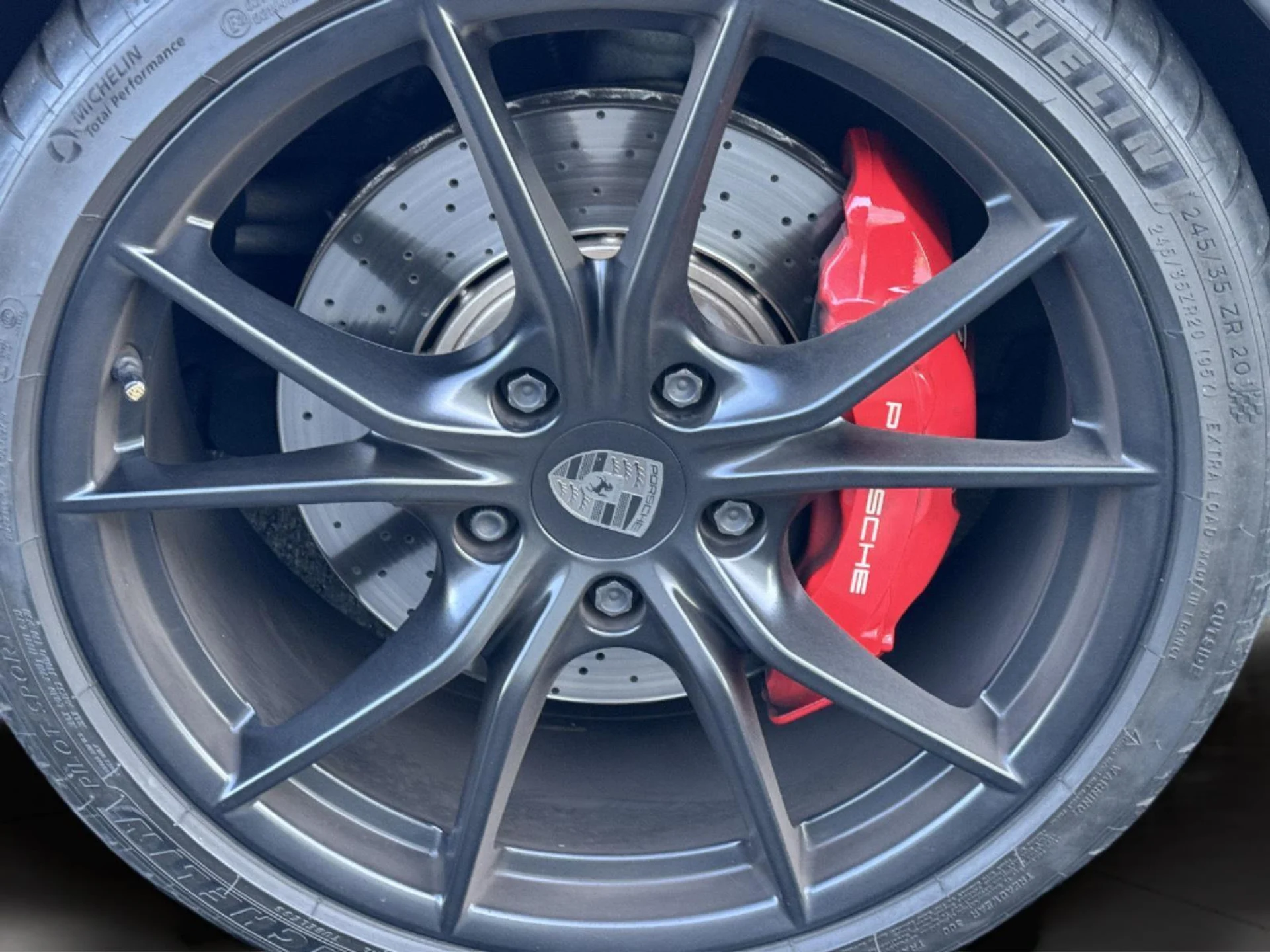 mph047_2413236747_379398e4f83125844df63f5e0c15c9b5_80de1491a0