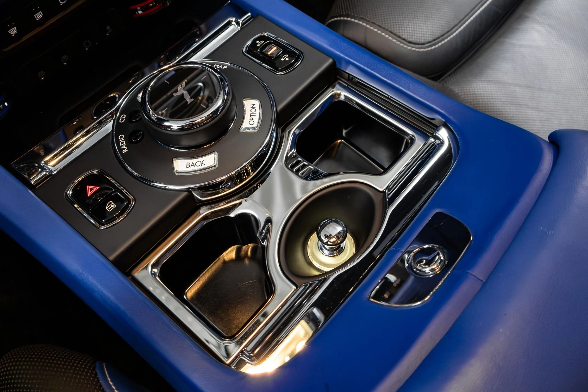 mph047_2420242715_Used_2017_Rolls_Royce_Ghost_Black_Badge_1764012368_27ada08e1e