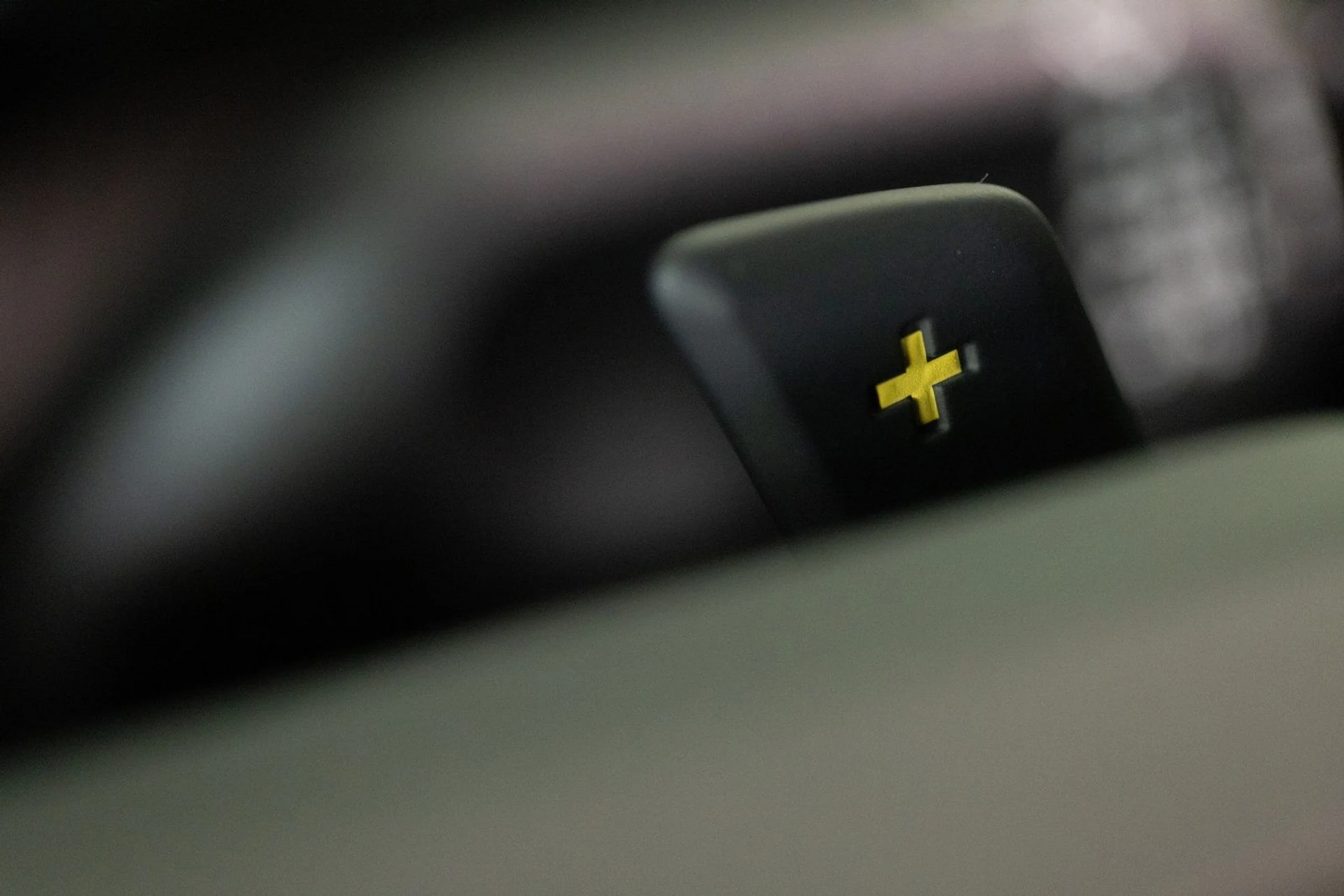 mph047_2439504650_image_48_20a1b58e3c