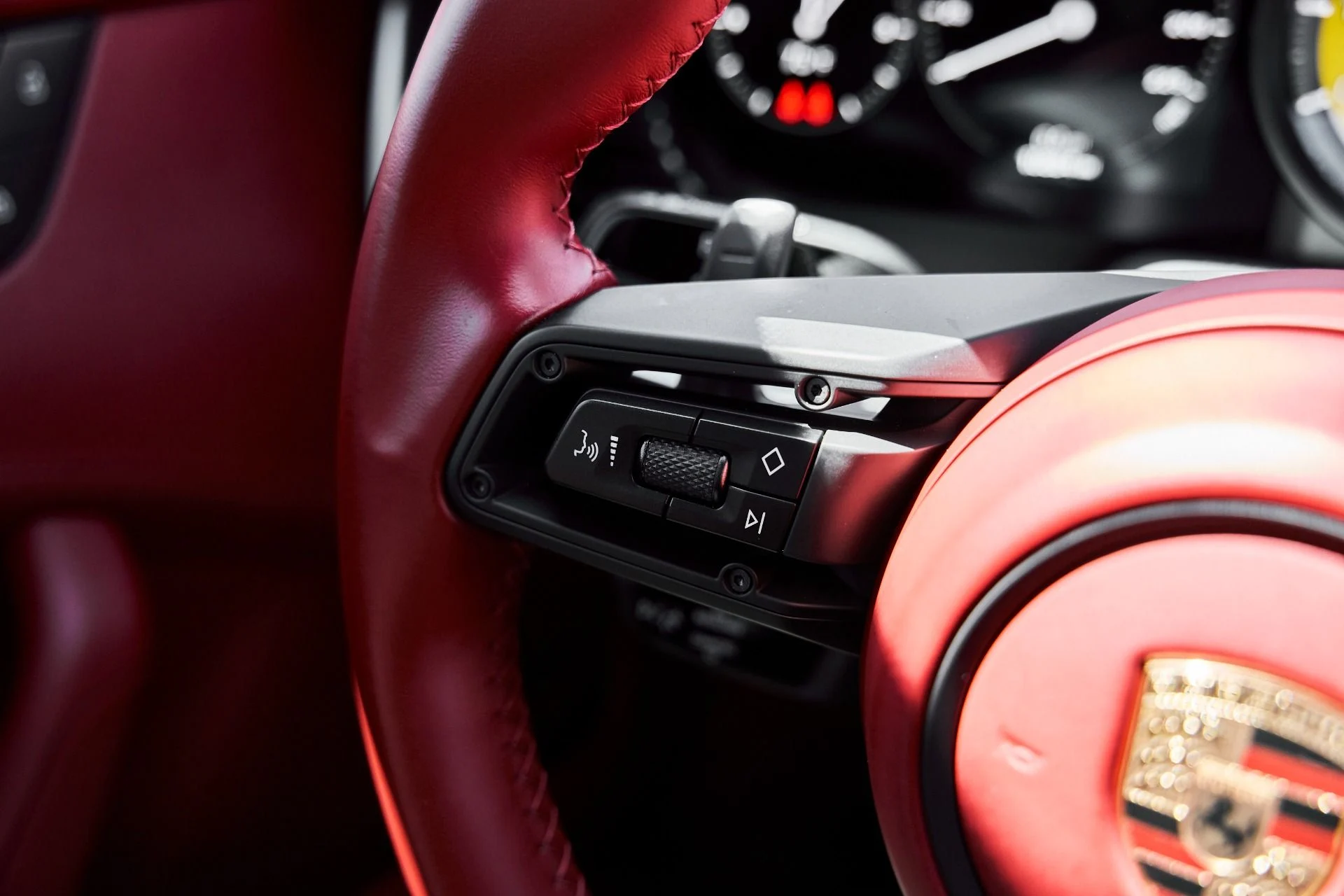 mph047_2442521756_Used_2023_Porsche_911_Turbo_S_1777011155_90305dda5f