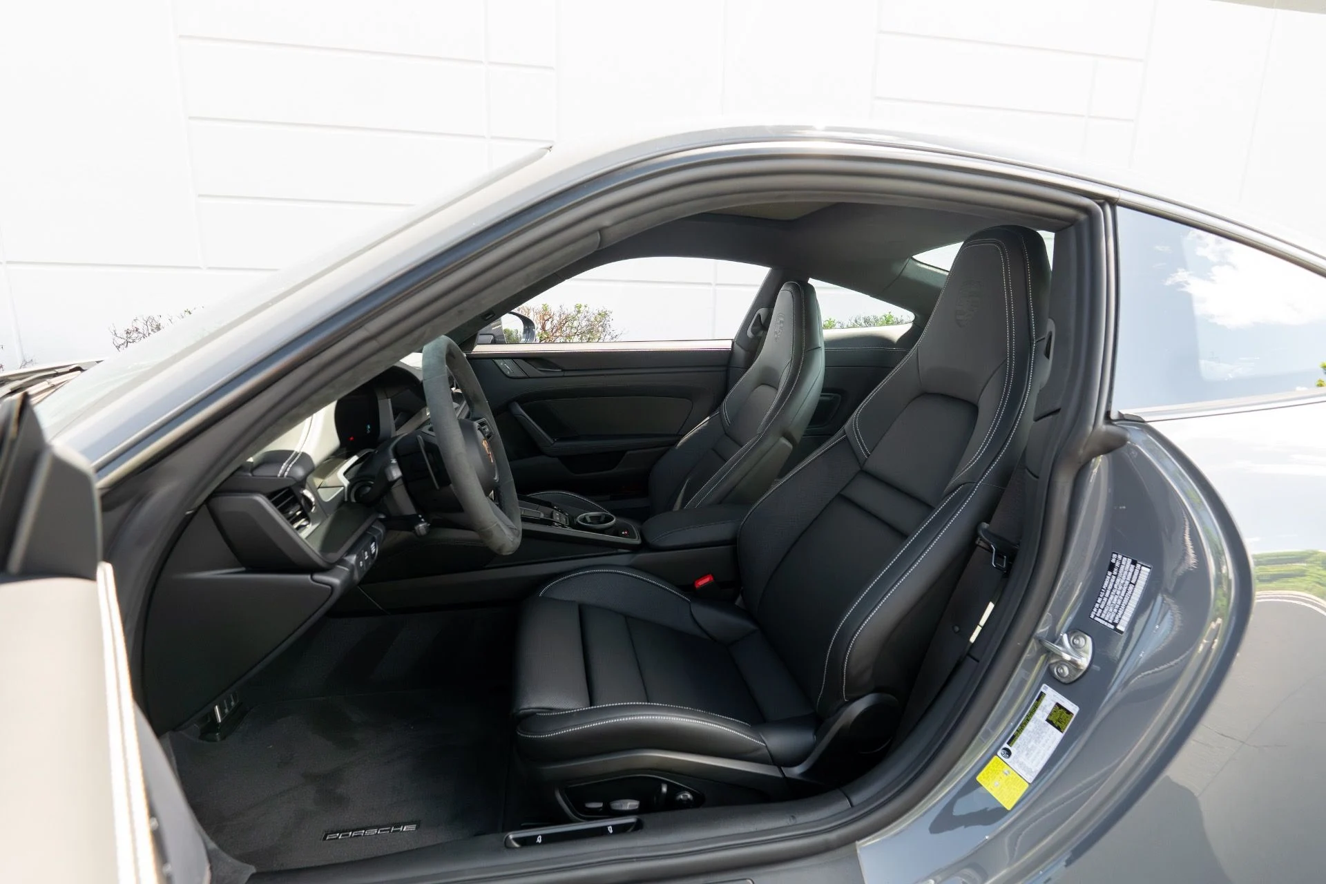 mph047_2455352435_Used_2025_Porsche_911_Carrera_4_GTS_1758912978_56ac33b3e8