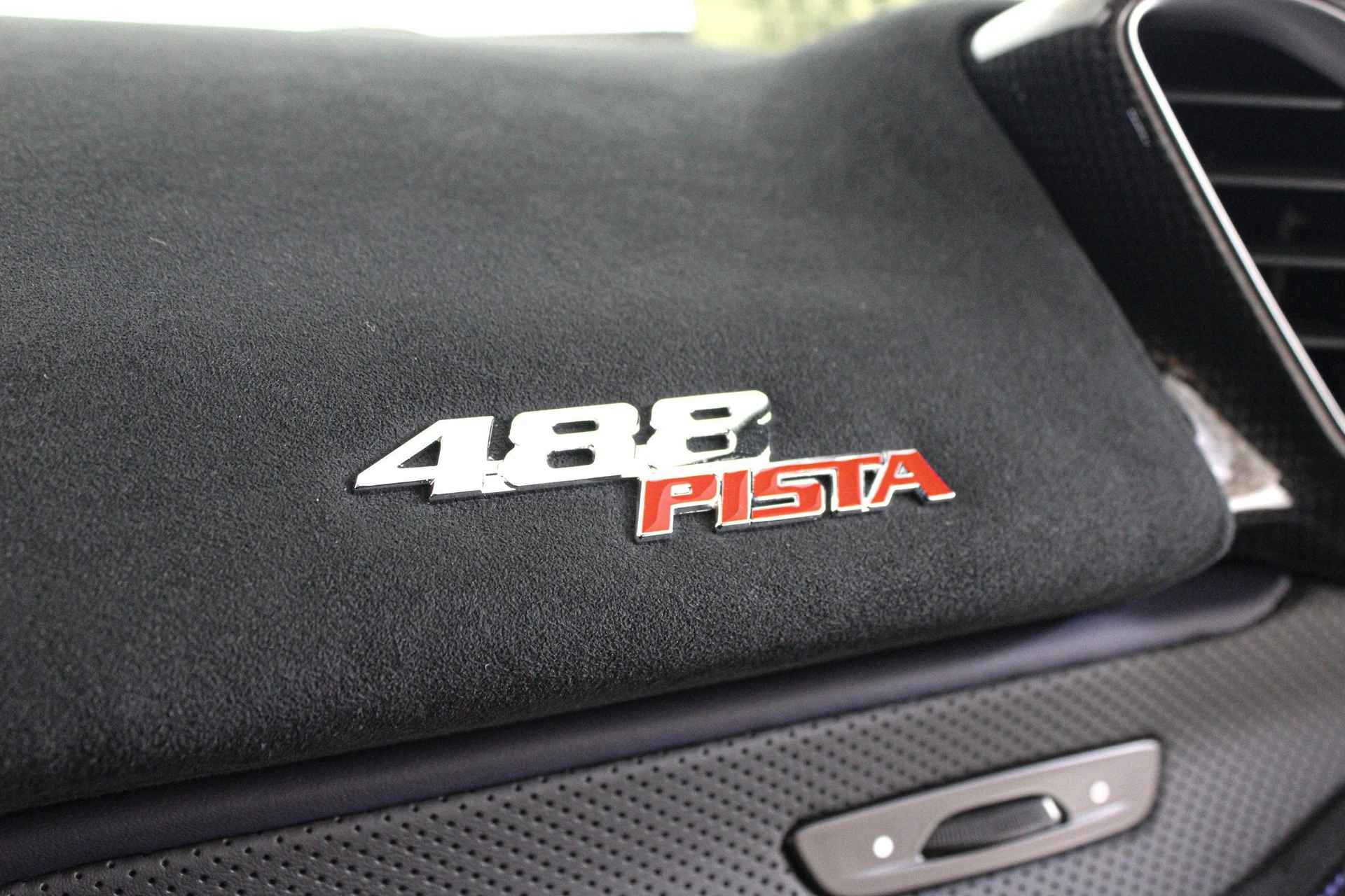 mph047_2493124622_68638ca71e20d4449f7bb43c15a1eb85_46d248af71