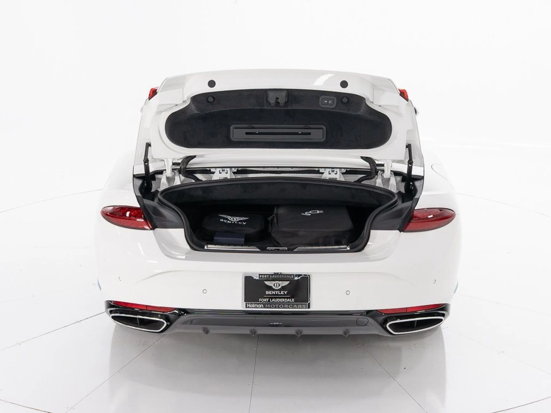 mph047_2495196440_618b480c8579a40a87dc10e9064edd09_5b4e8b8252