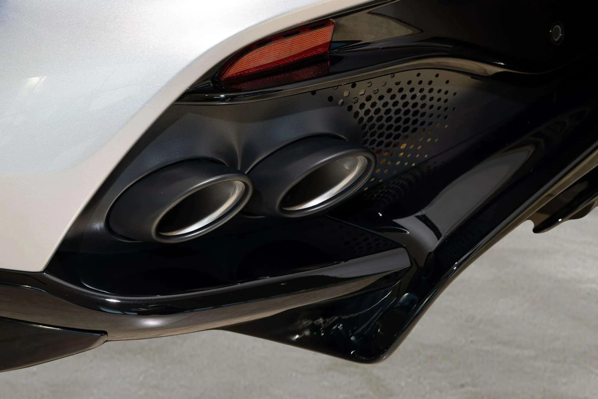 mph047_2531992449_b85587e4_523e_4d14_89ac_45f4d83c9e81_26b1a931f1