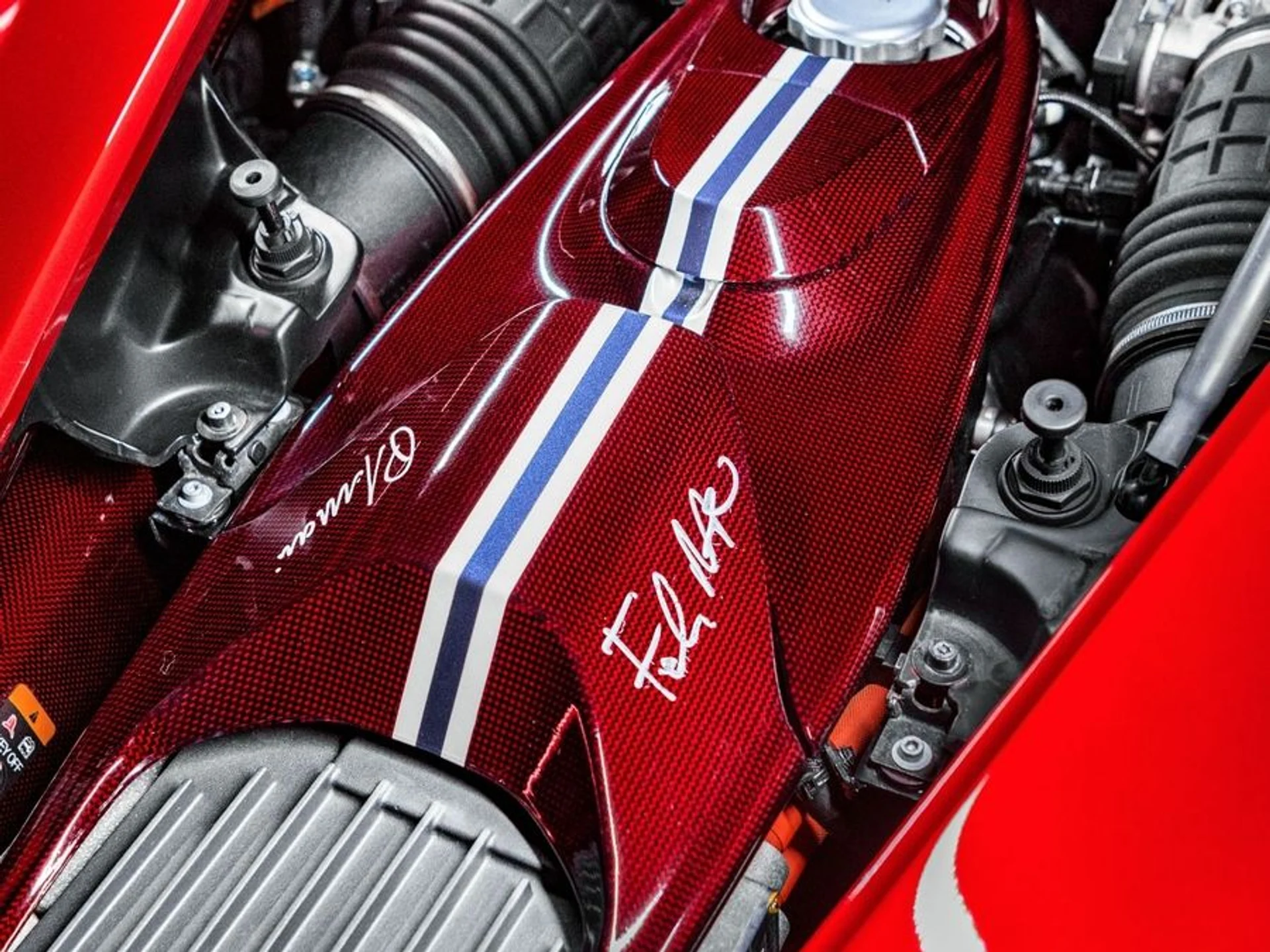 mph047_2534378206_986ac1ac_6e59_4586_879a_450af0c60d34_190547d134