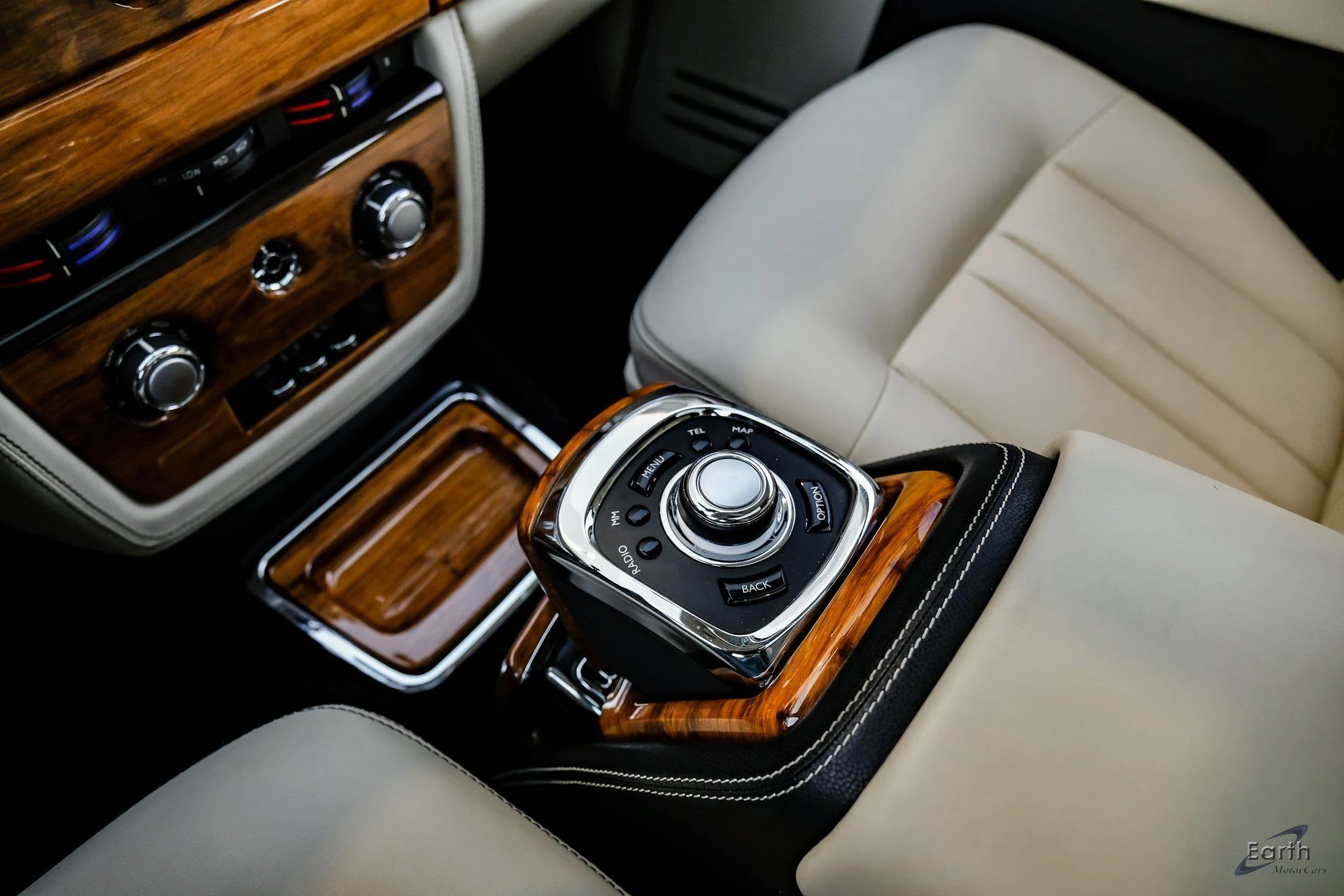 mph047_2535244500_e602afd6e778f79a2930018701e7d19ax_e4f601d893