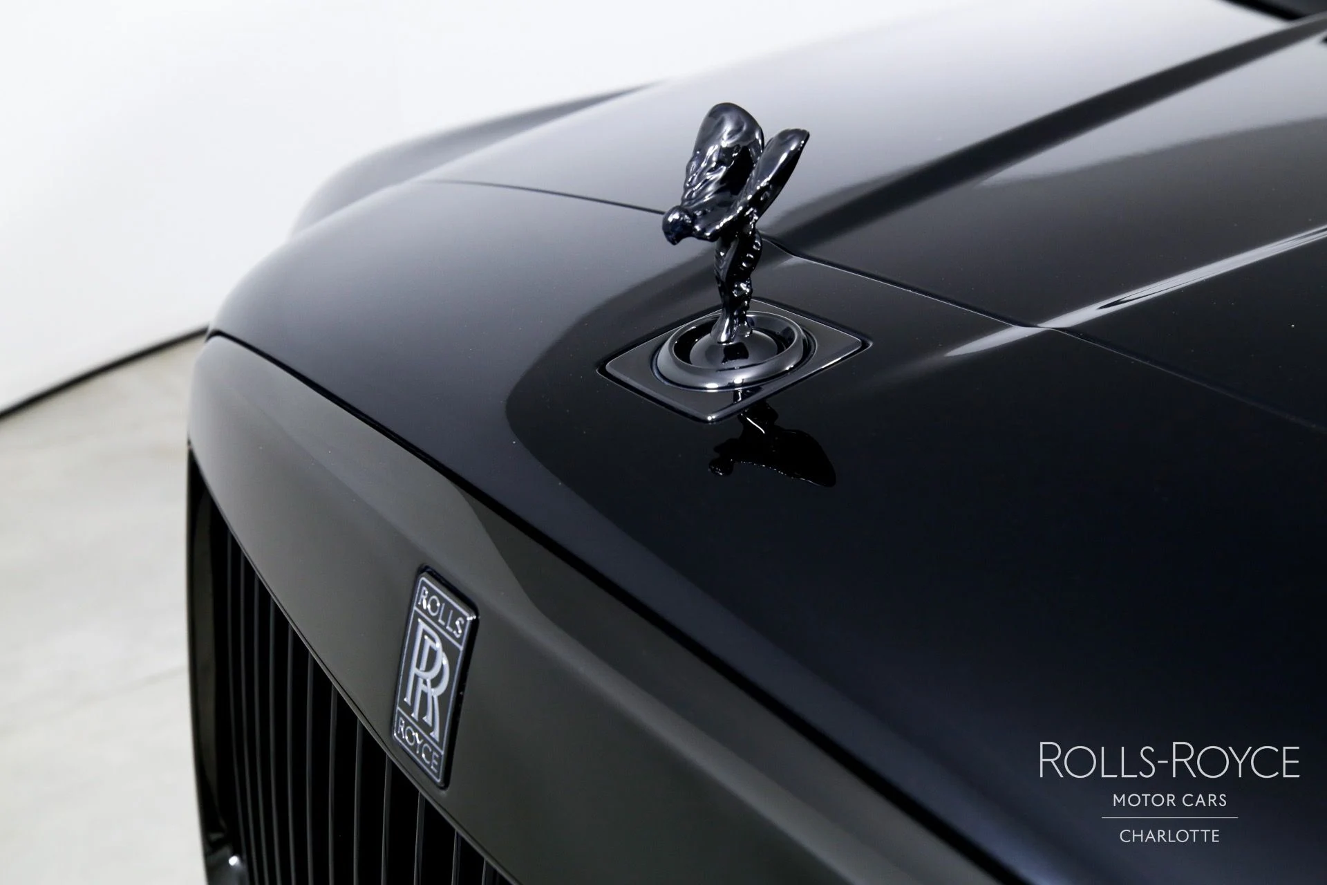 mph047_2554180886_Used_2024_Rolls_Royce_Black_Badge_Cullinan_1746462225_8532f7dbab