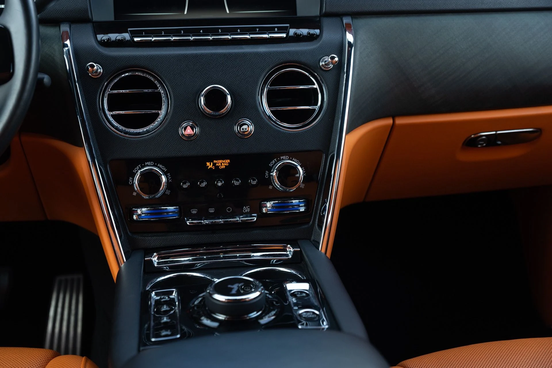 mph047_2564676709_Used_2020_Rolls_Royce_Cullinan_1764721010_a63a233768