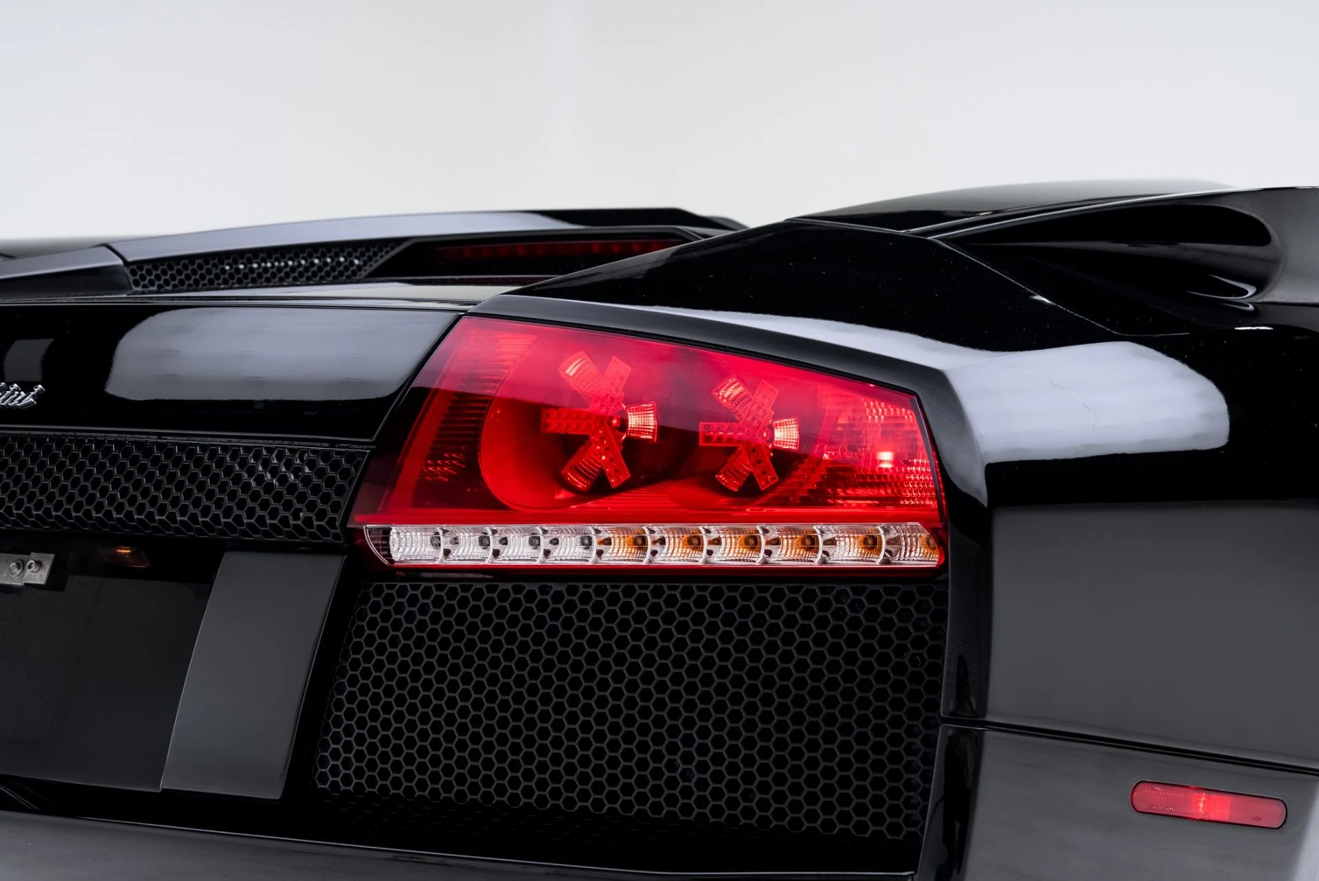 mph047_2566817695_Used_2009_Lamborghini_Murcielago_LP_640_1772151218_15542f74eb