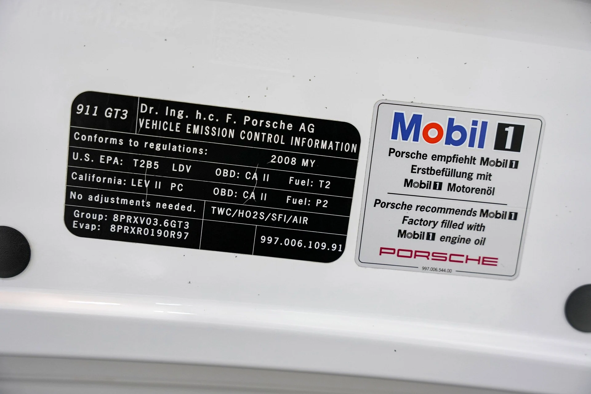 mph047_2568938951_51a42cddd364f057c272885a2afcc869x_e9e132b626