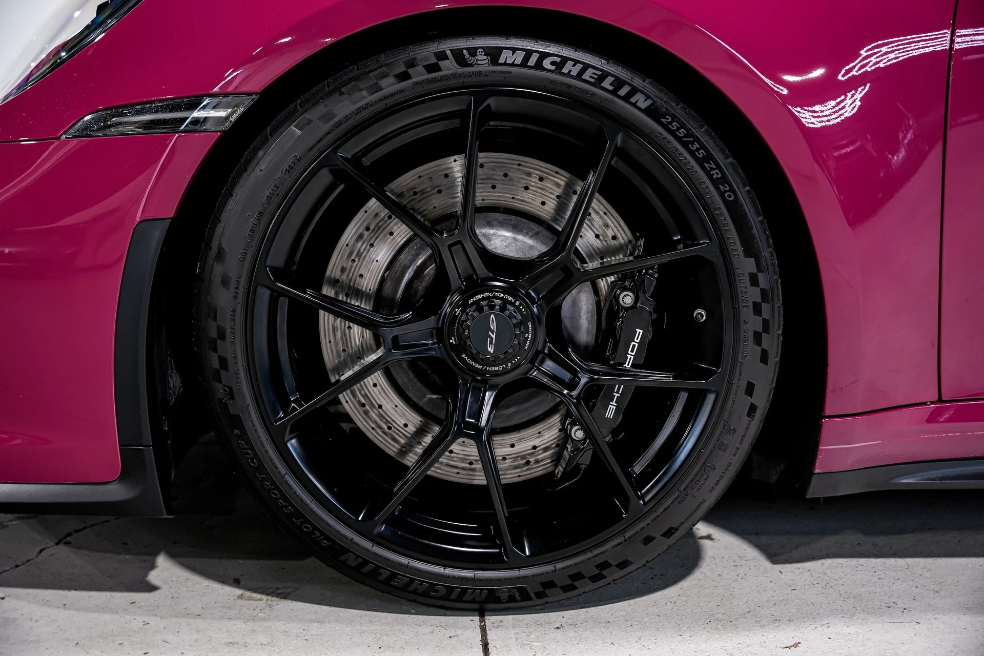 mph047_2582466560_bc256d97e567a743b1787f52780bdfefx_988381d3d9