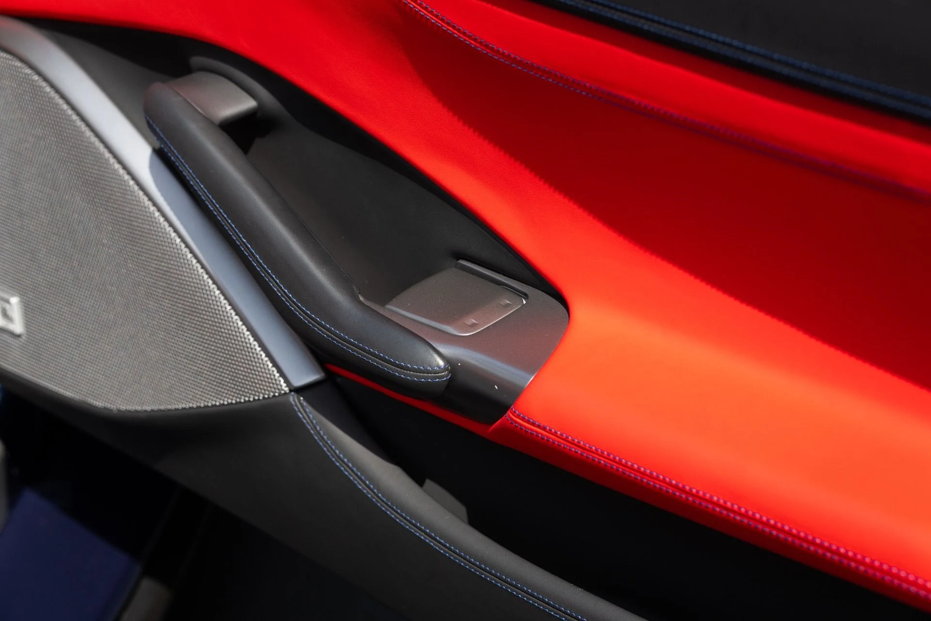 mph047_2586701420_Used_2019_Ferrari_Portofino_1780888386_600c14ecef