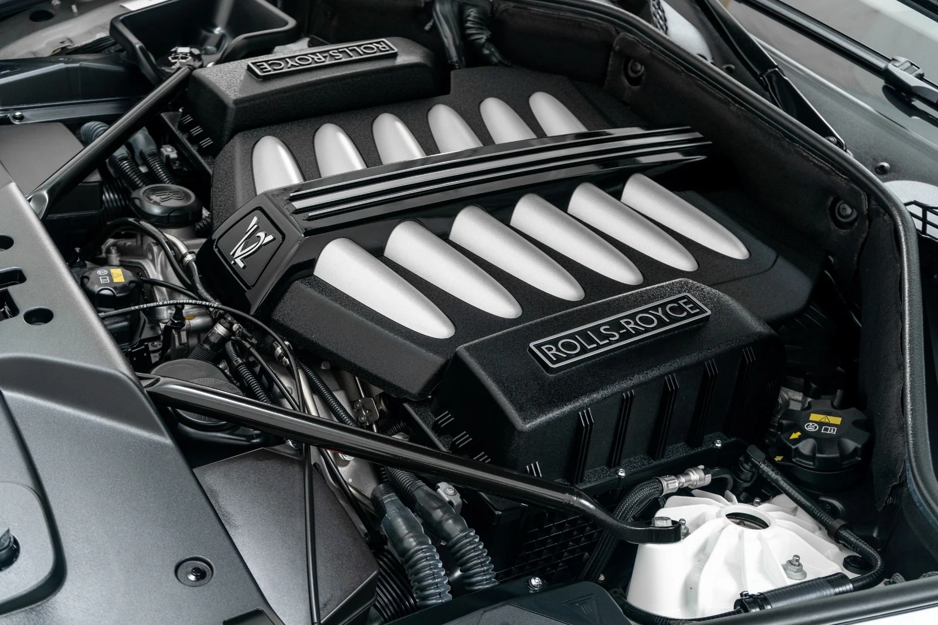 mph047_2596248518_Used_2020_Rolls_Royce_Dawn_Fully_Polished_Wheels_Heated_and_Ventilated_Seats_1764007062_02dc6c0fe8