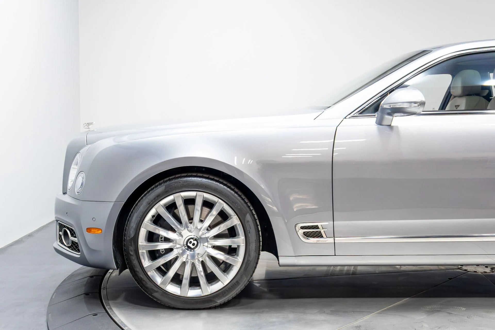 mph047_2598247515_Used_2017_Bentley_Mulsanne_Speed_1775685979_7b37facb51