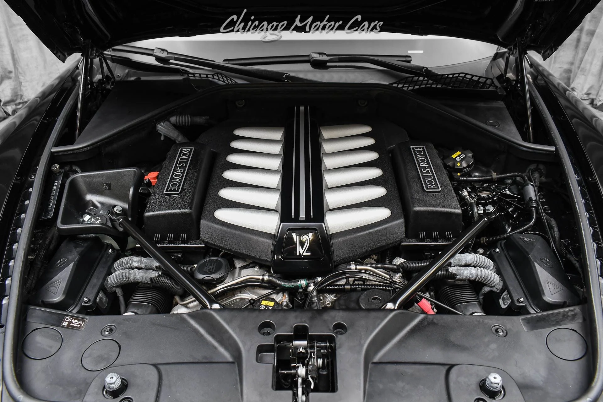 mph047_2598833978_9951_p48_l_509516914a