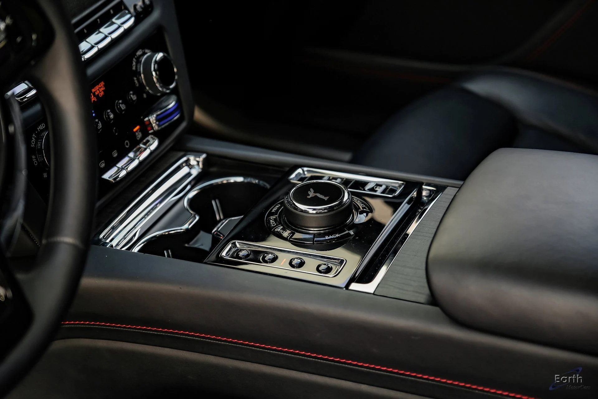 mph047_261507097_ec8895f26ce846e4173794a7385dd321x_b0a70214f3