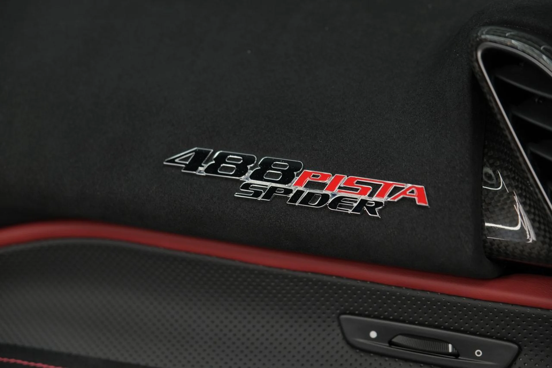 mph047_2628661921_498be60bcdeb90f009f61bc747904394_30b8fefc79