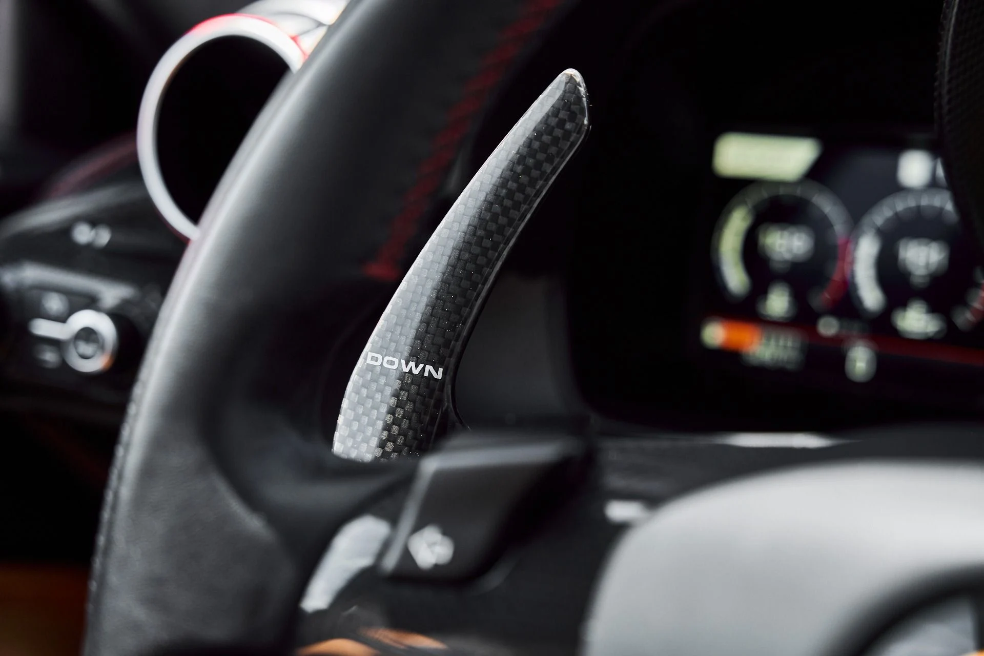 mph047_2638243045_Used_2021_Ferrari_F8_Spider_Base_1780443718_2394516806