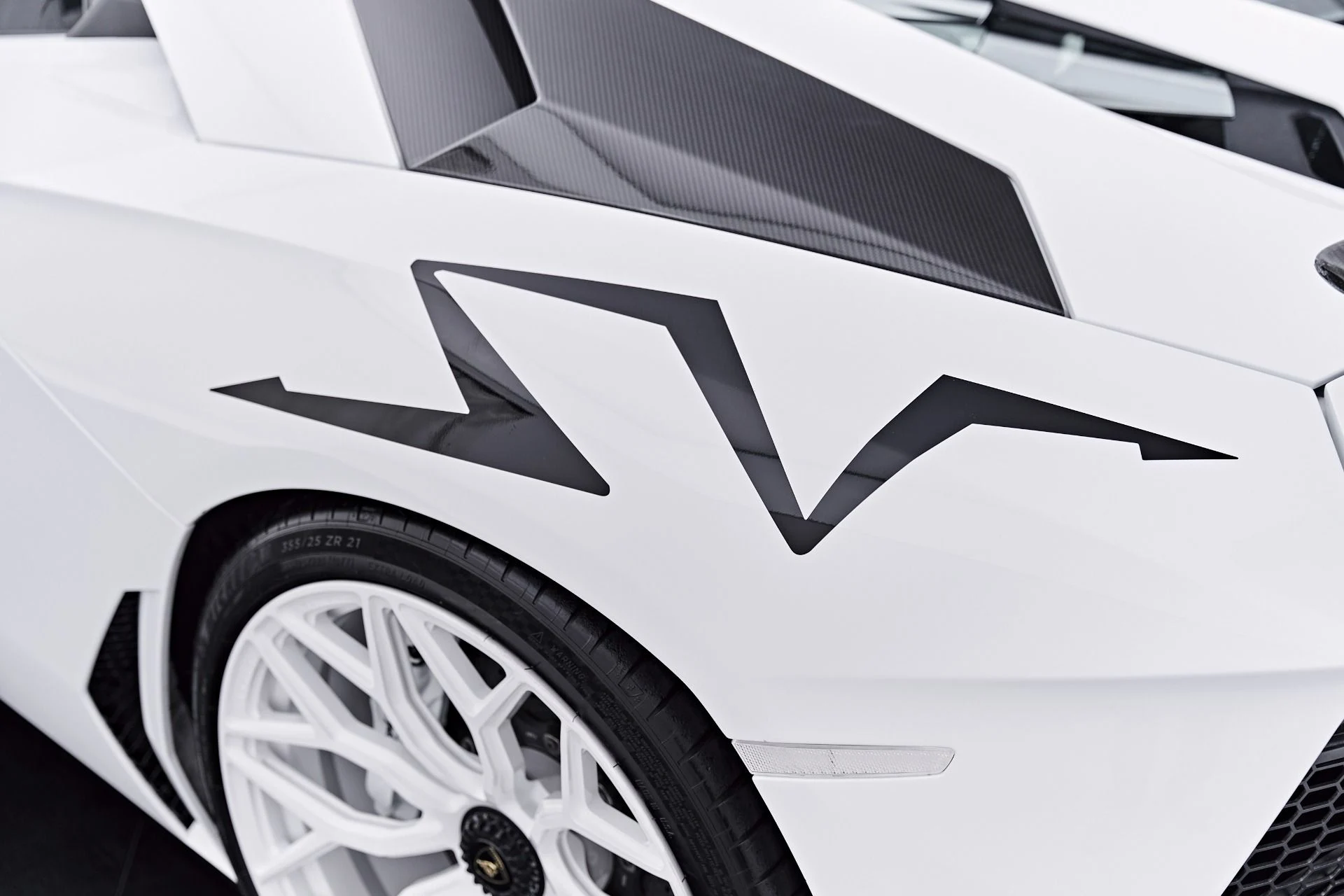 mph047_2641658026_Used_2016_Lamborghini_Aventador_LP_750_4_Super_Veloce_1785199456_dfb5c74916