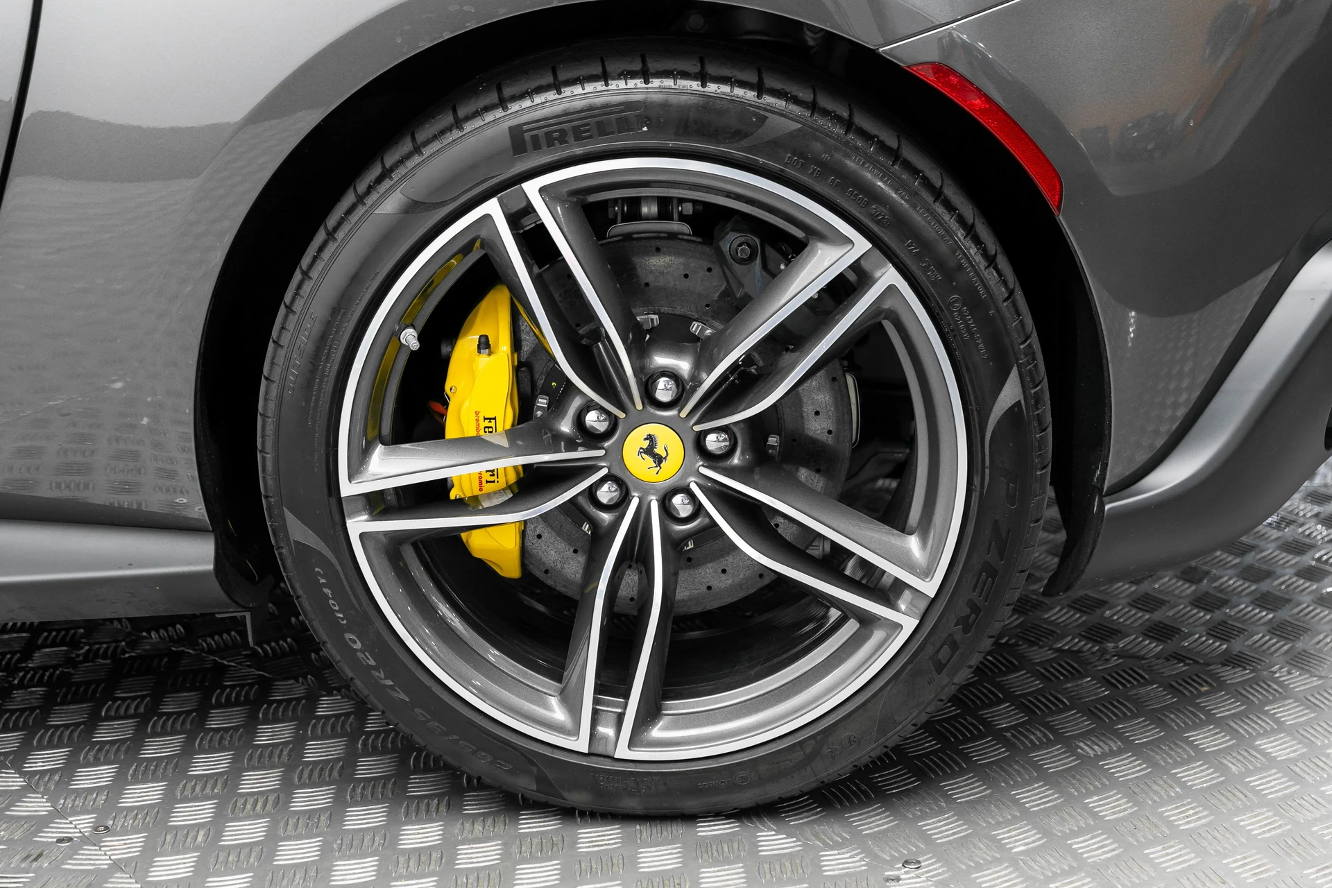 mph047_2649792725_d1565669bbe34f32a3190f17c7d54cd7_4379fb3167