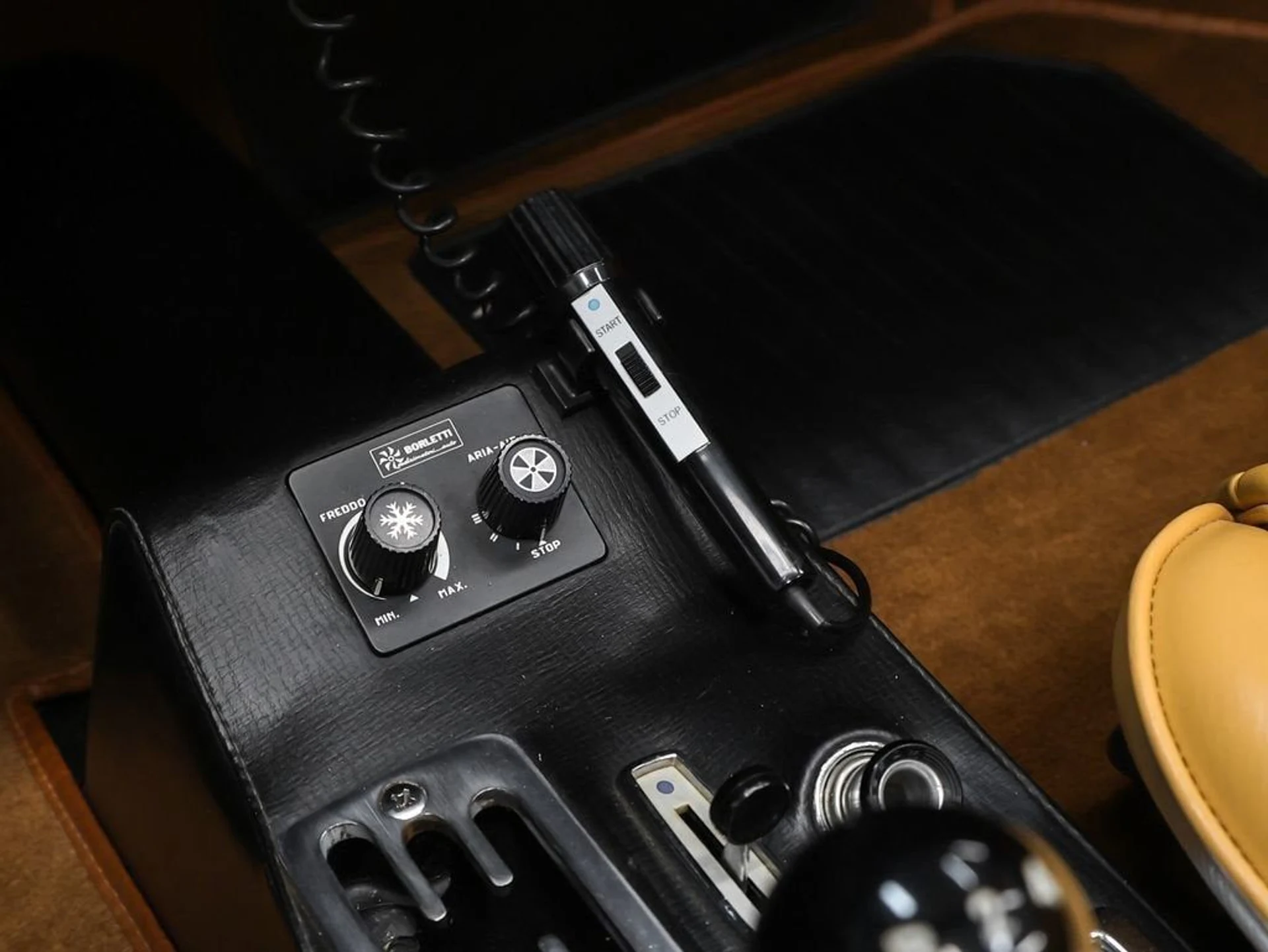 mph047_2691689516_48_45a856a032