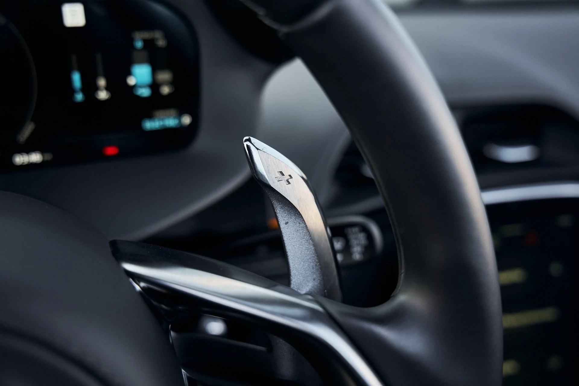 mph047_2718804803_Used_2025_Mc_Laren_Artura_1771382327_22a5e67963