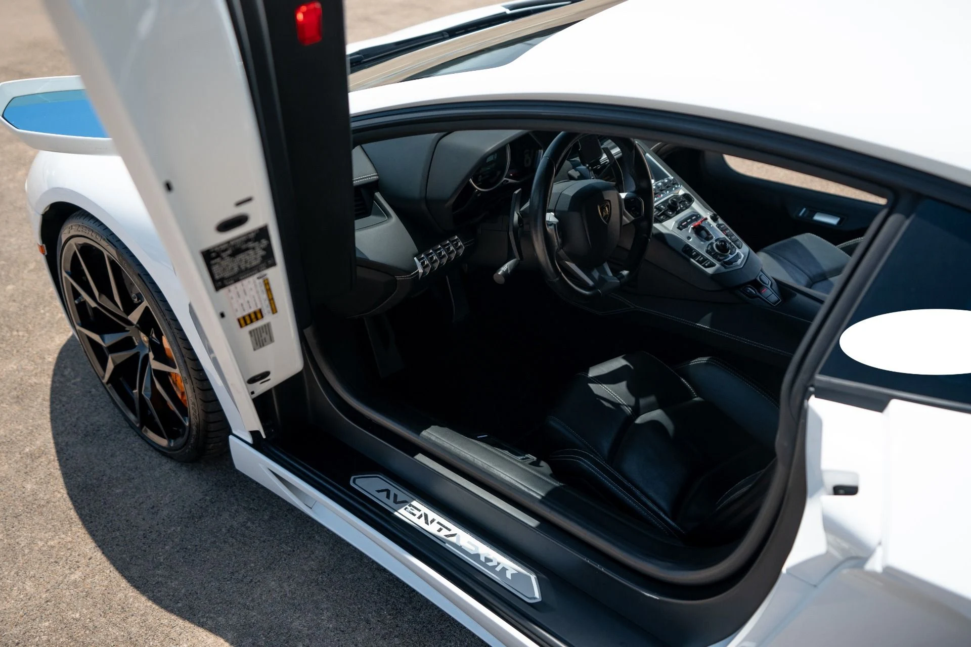 mph047_2734538684_Used_2014_Lamborghini_Aventador_LP_700_4_1744746006_0845d4537d