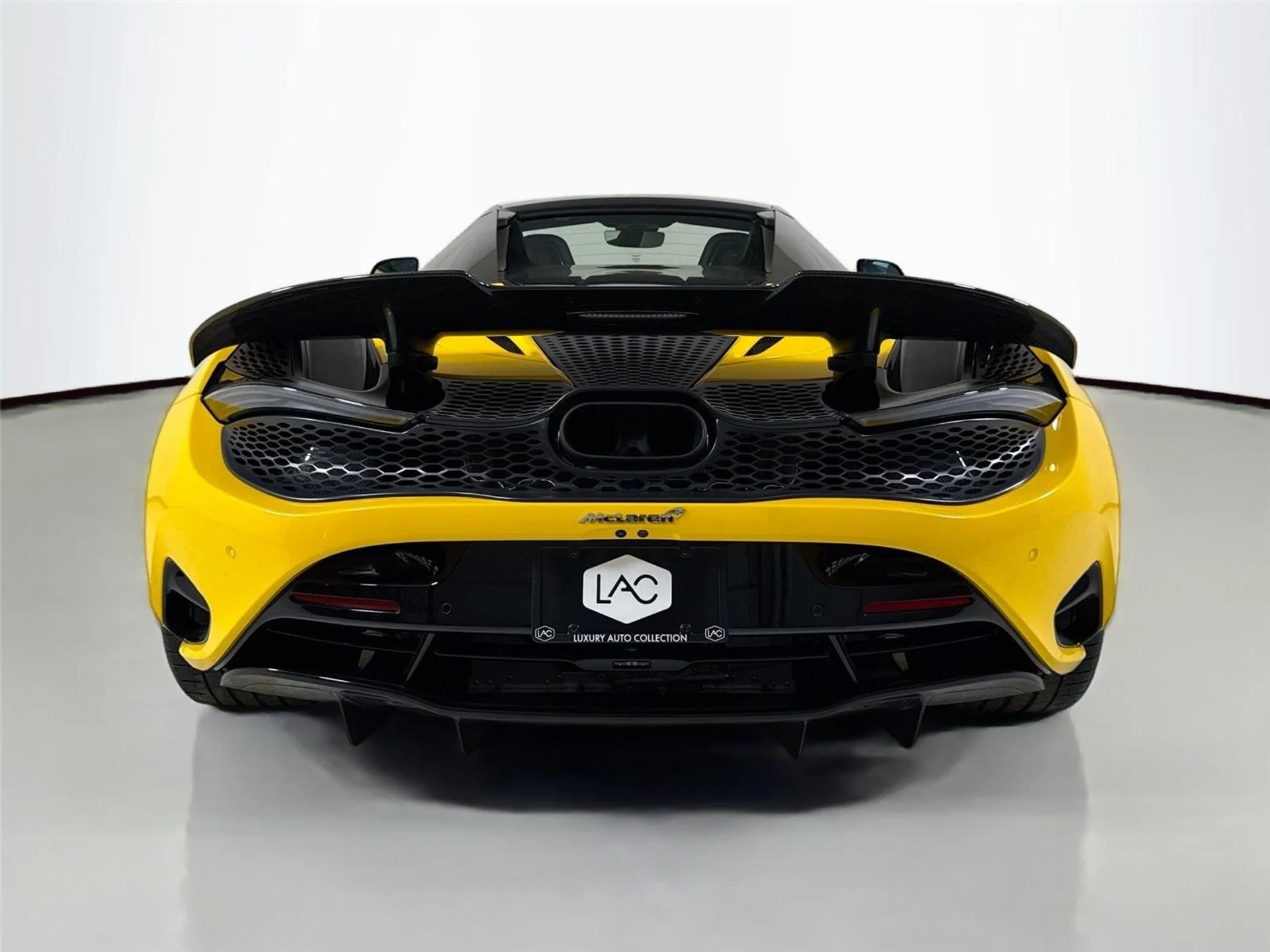 mph047_2747414087_c3817c82b582a934426f56051716b864_ce17869588