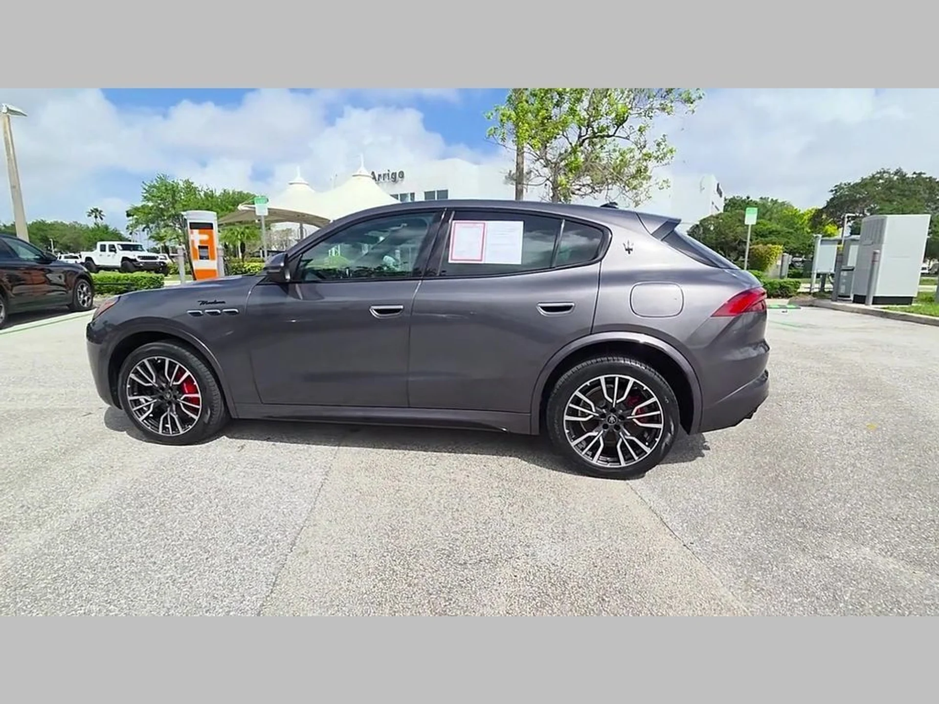 mph047_2751224225_4b16ee16c7b74eee2775b985bfcfcb9f_c727c2a0c5