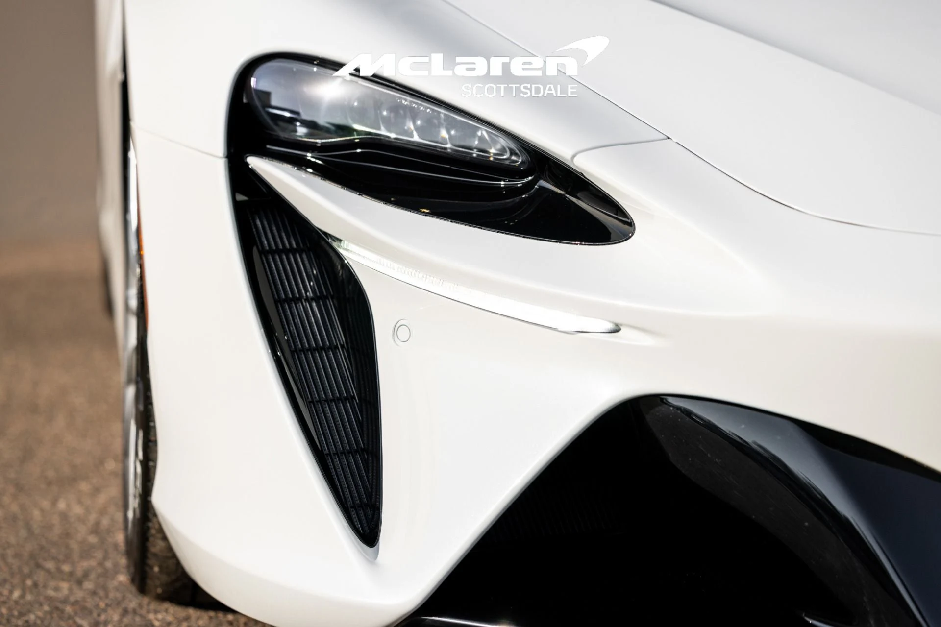 mph047_2757767553_Used_2025_MCLAREN_ARTURA_1728156448_10e8b5243f