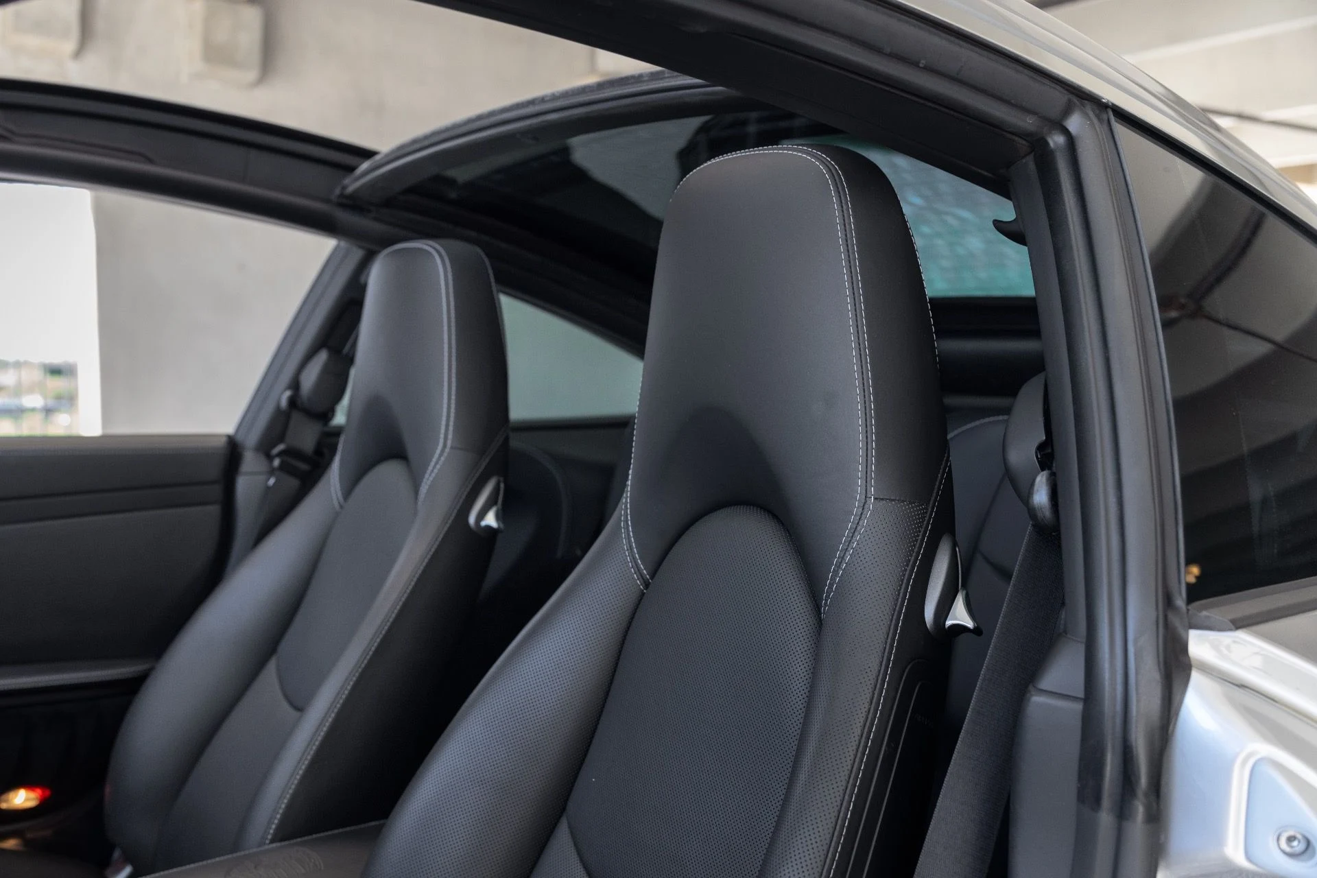 mph047_2761484378_Used_2010_Porsche_911_Targa_4_S_1775765317_a8e172a7c3