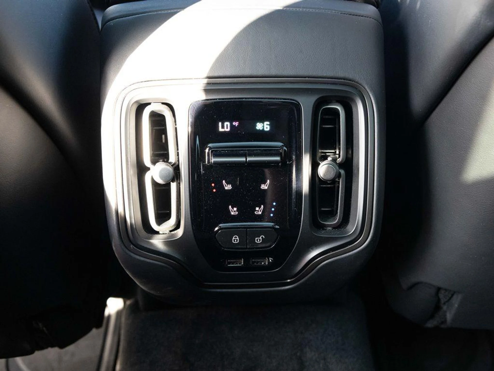 mph047_2814418638_507797819_69e1053a0851751bfabf9bb3_51a661818c