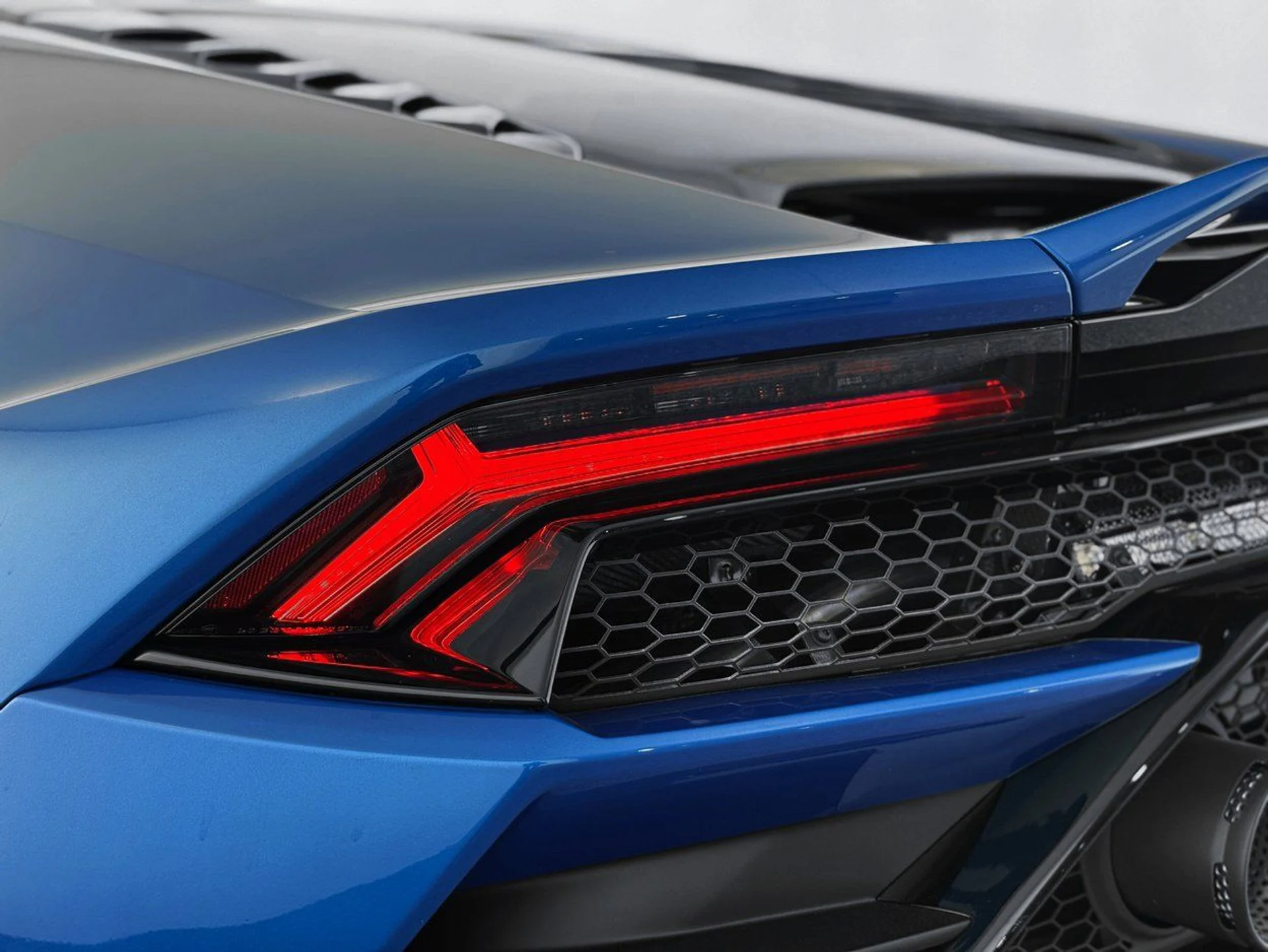 mph047_2815958608_b423c5fca8db26a7dd776b2a7682b0d7x_0677bbbae0