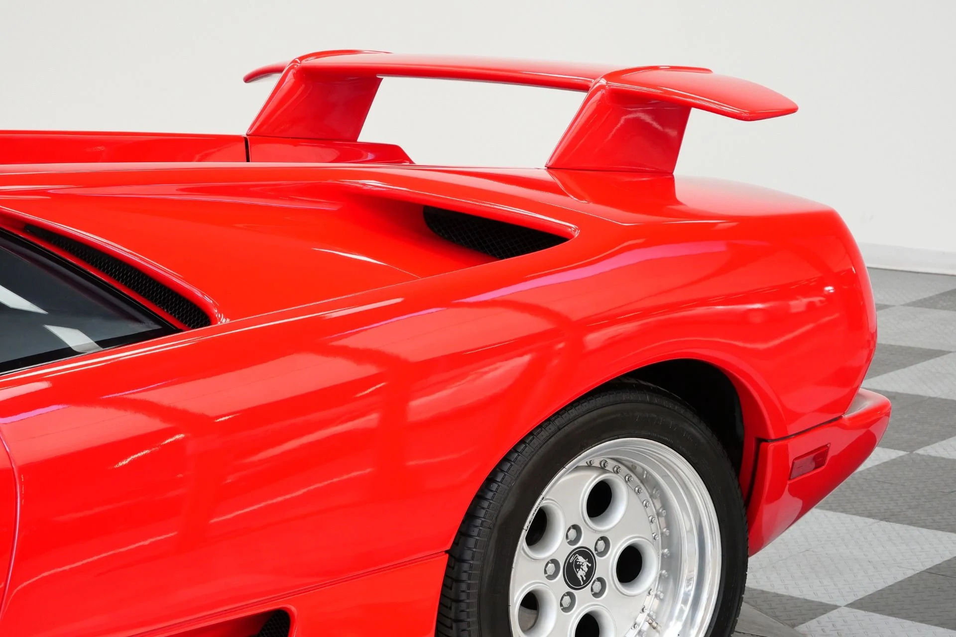 mph047_2817953606_Used_1991_Lamborghini_Diablo_Extremely_Low_Miles_Collector_Grade_1787850744_54c822e981