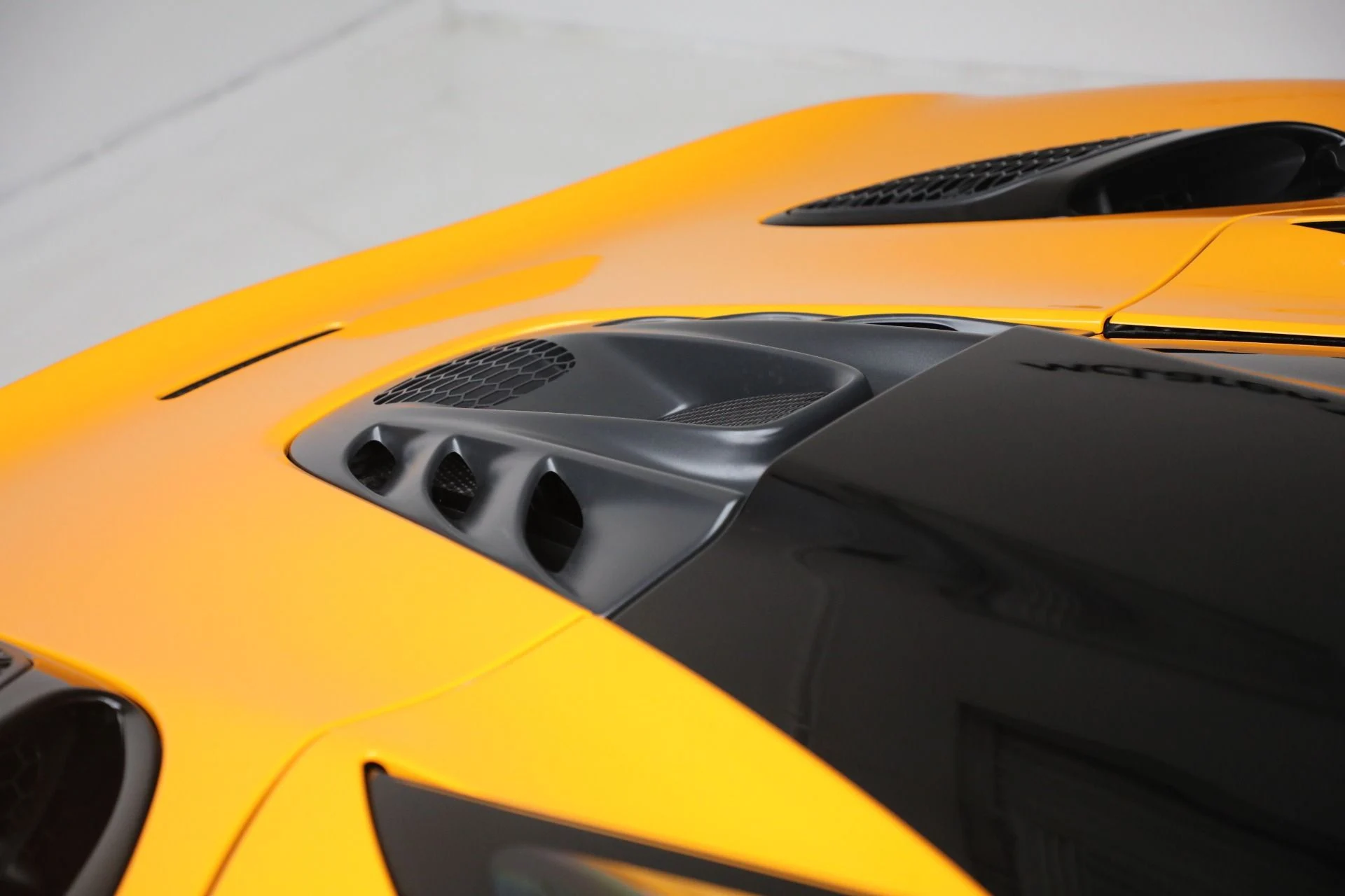 mph047_281800162_New_2026_Mc_Laren_Artura_Spider_Tech_Lux_364f1e1a5f