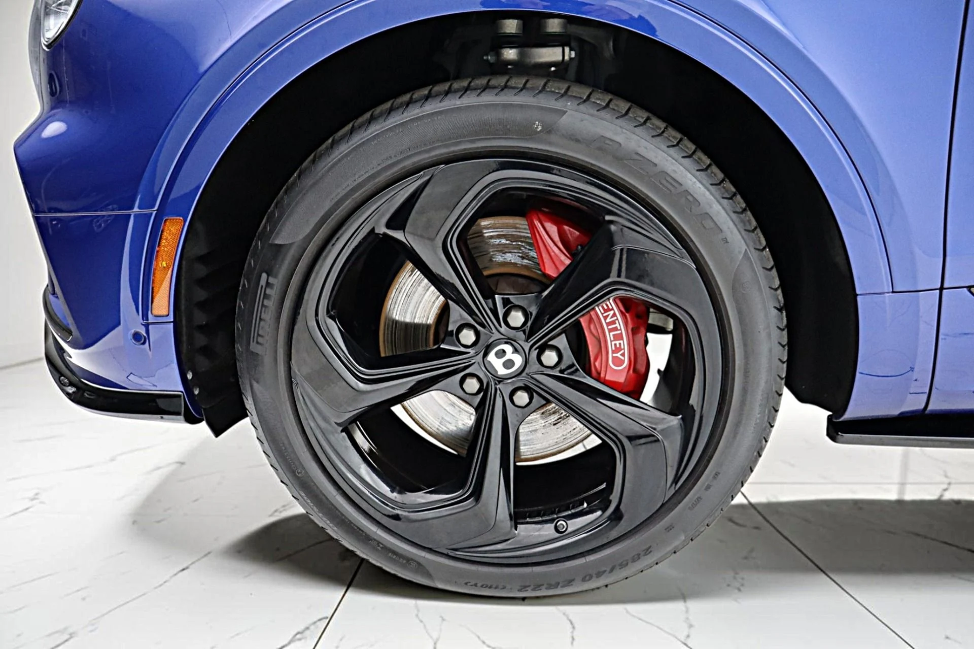 mph047_2834608120_Used_2022_Bentley_Bentayga_S_V8_41b367357e