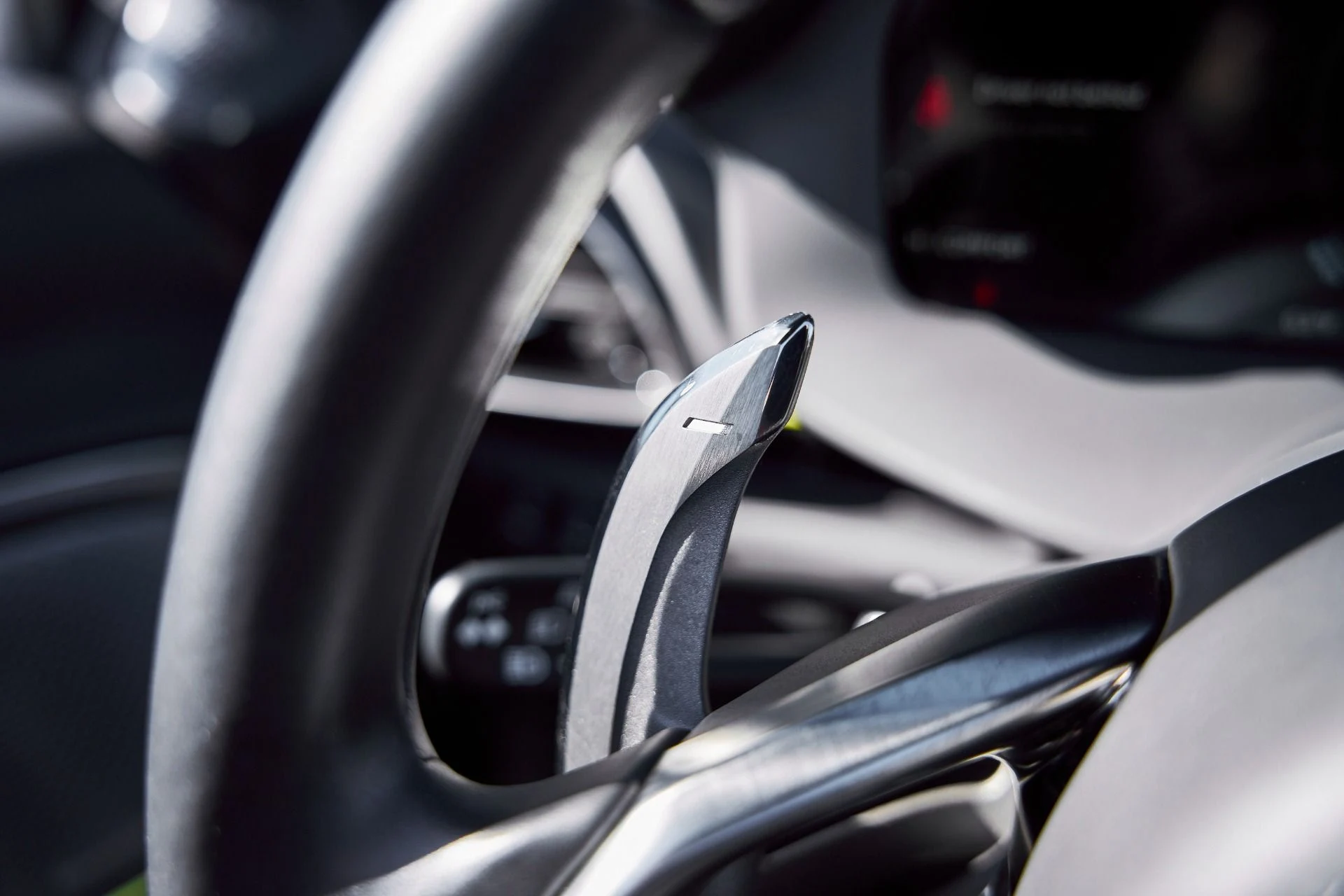 mph047_2850264549_Used_2025_Mc_Laren_Artura_Tech_Lux_1769825928_4d20700622