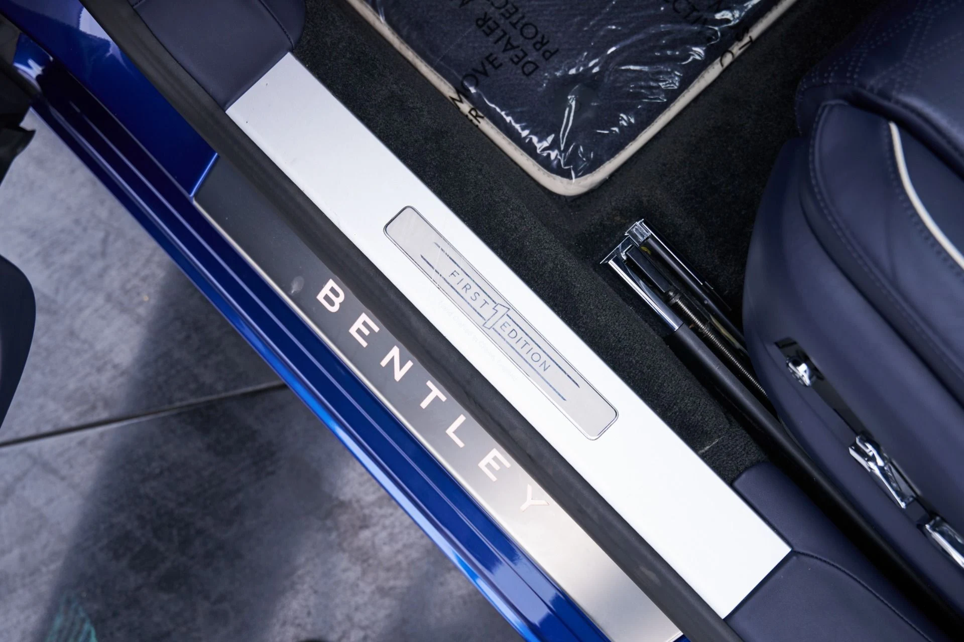 mph047_2853597239_Used_2025_Bentley_Flying_Spur_Speed_1792601239_14f07c3035