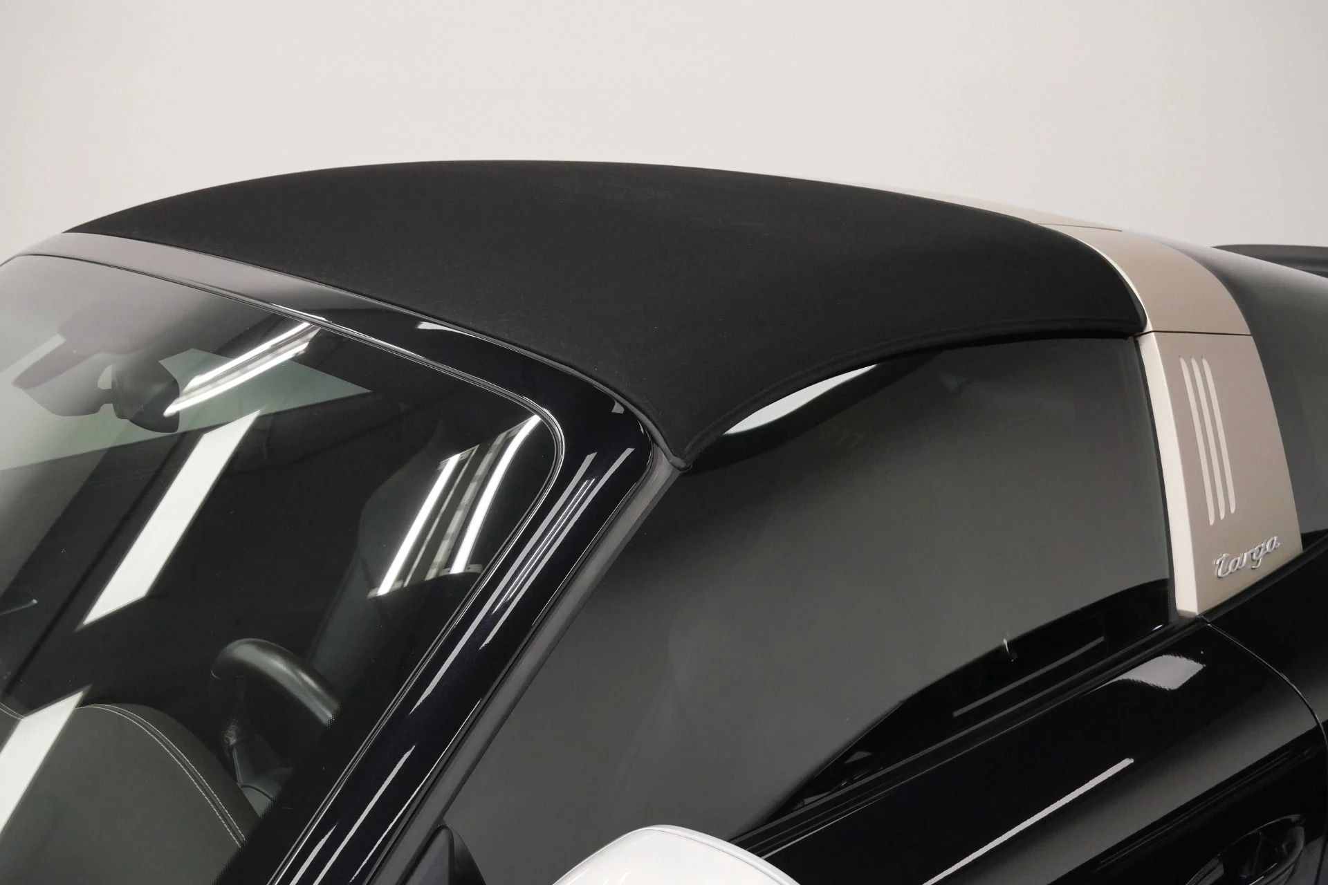 mph047_2855209261_Used_2019_Porsche_911_Targa_4_GTS_Exclusive_Manufaktur_Edition_Sport_Design_Package_1780416617_919ab62b02