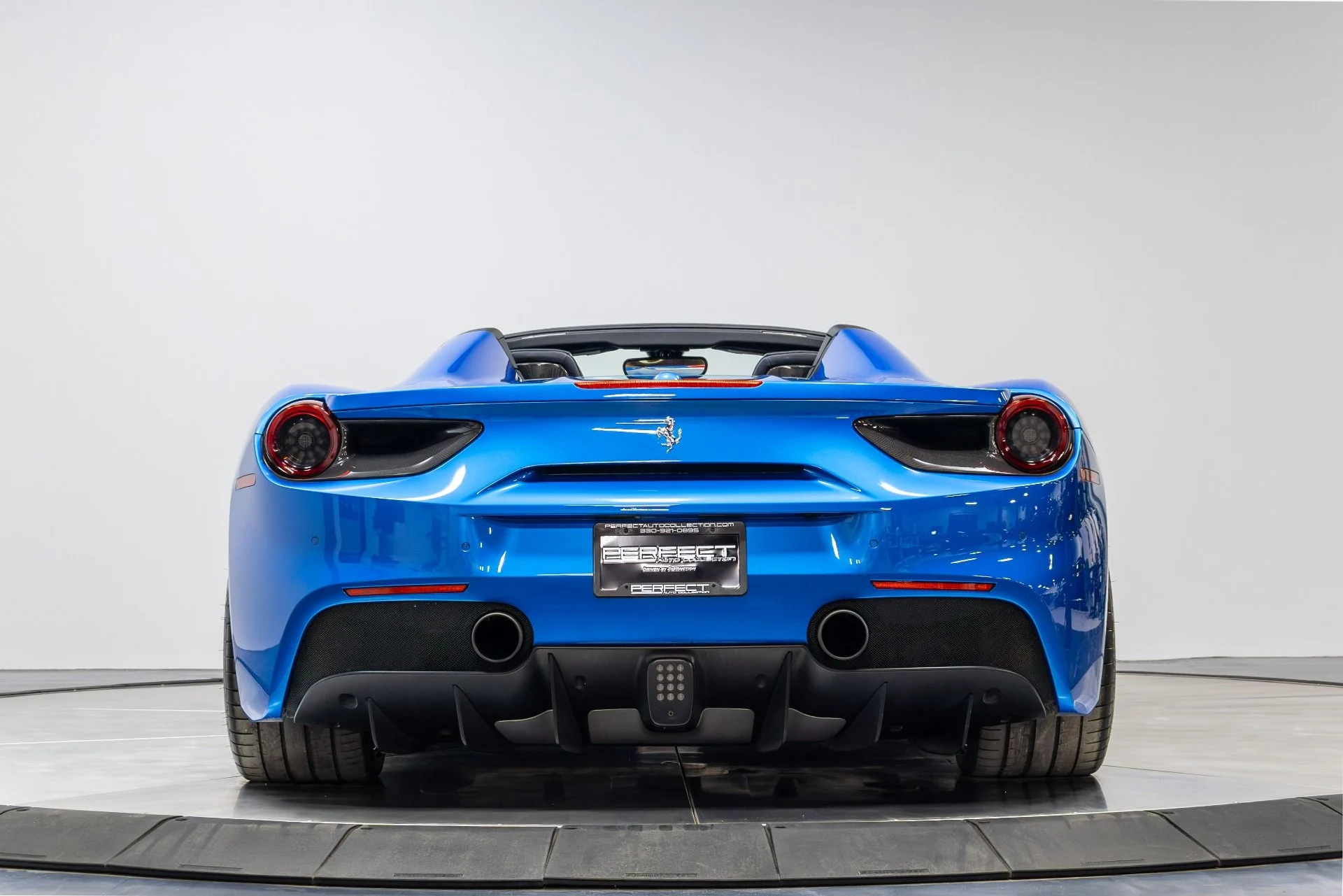 mph047_2859029743_Used_2016_Ferrari_488_Spider_1773694587_5b4199218e